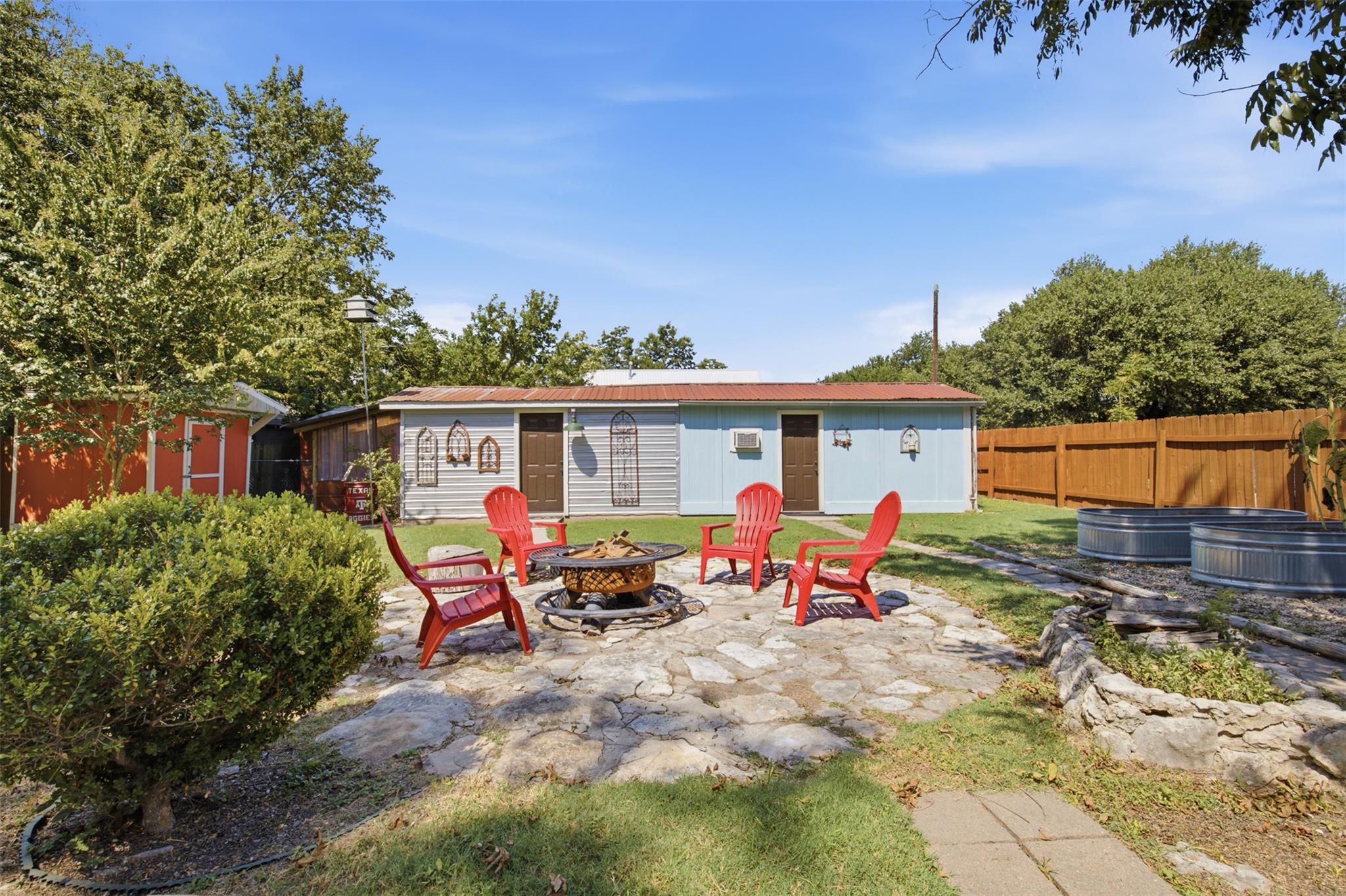 1217 Fairground St Property Photo 35