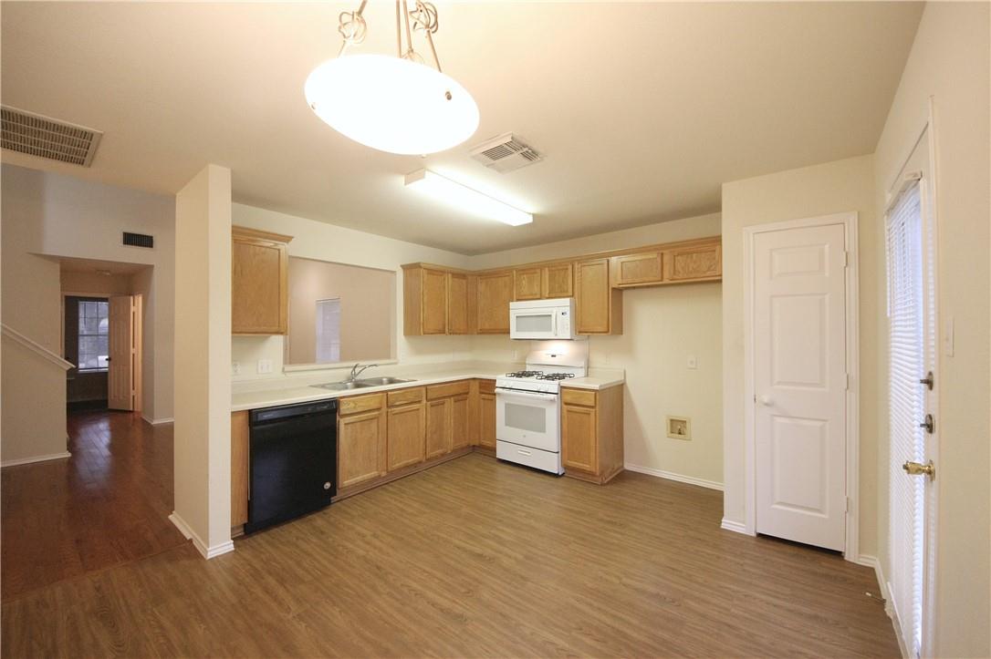 3933 Upper Passage Ln Property Photo 4