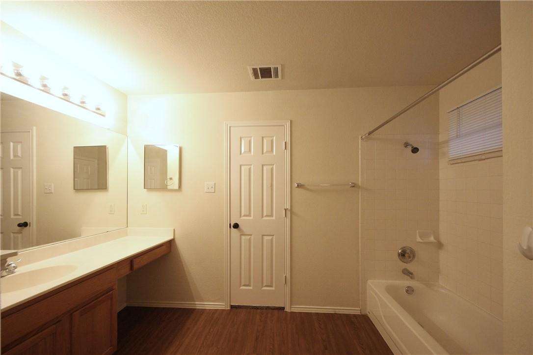 3933 Upper Passage Ln Property Photo 10