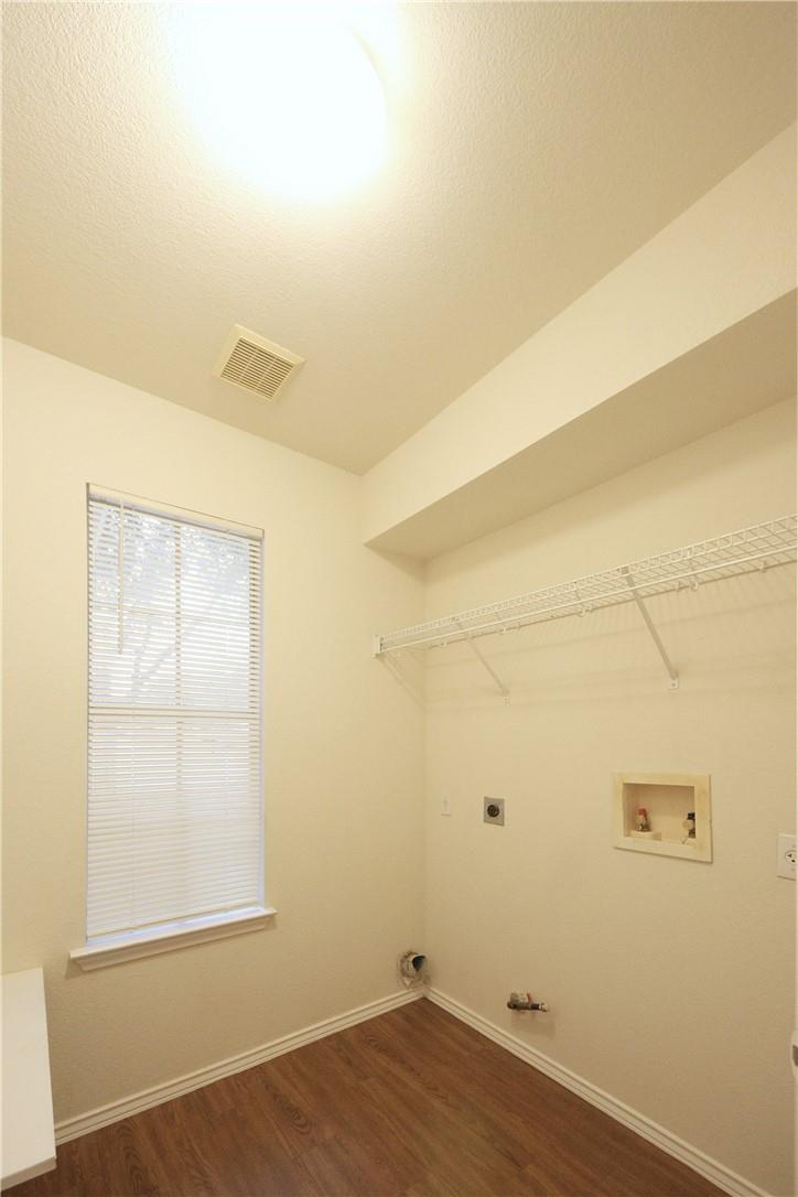 3933 Upper Passage Ln Property Photo 12