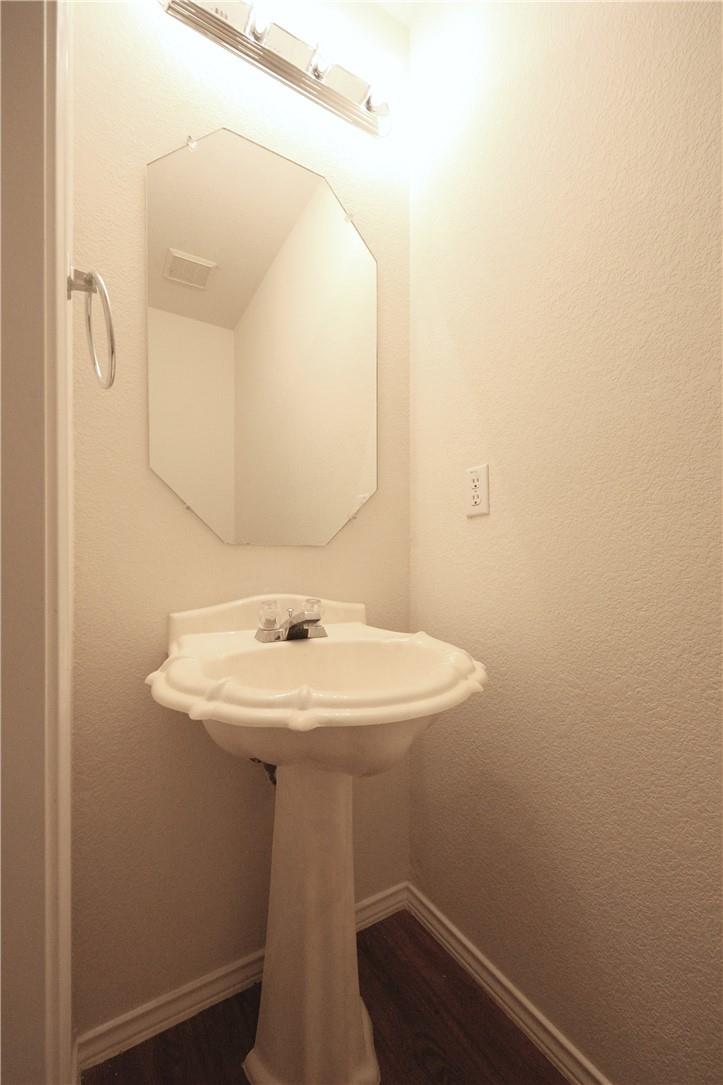 3933 Upper Passage Ln Property Photo 13