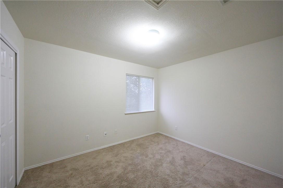 3933 Upper Passage Ln Property Photo 16