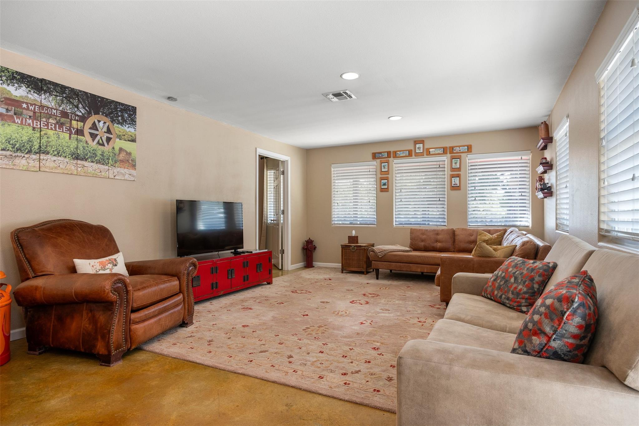 13500 Ranch Road 12 Property Photo 8