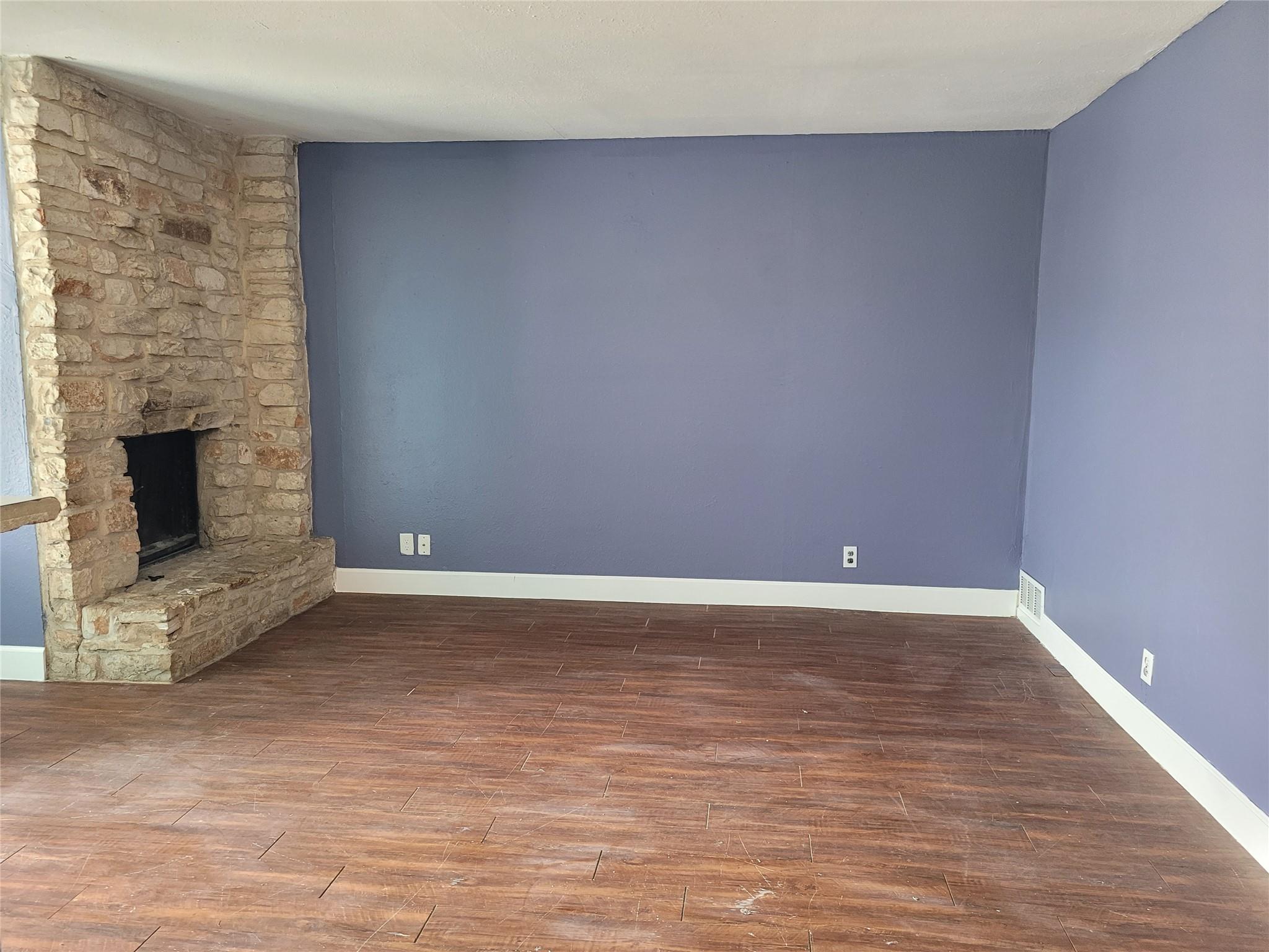 2301 Cedrick Cv B Property Photo
