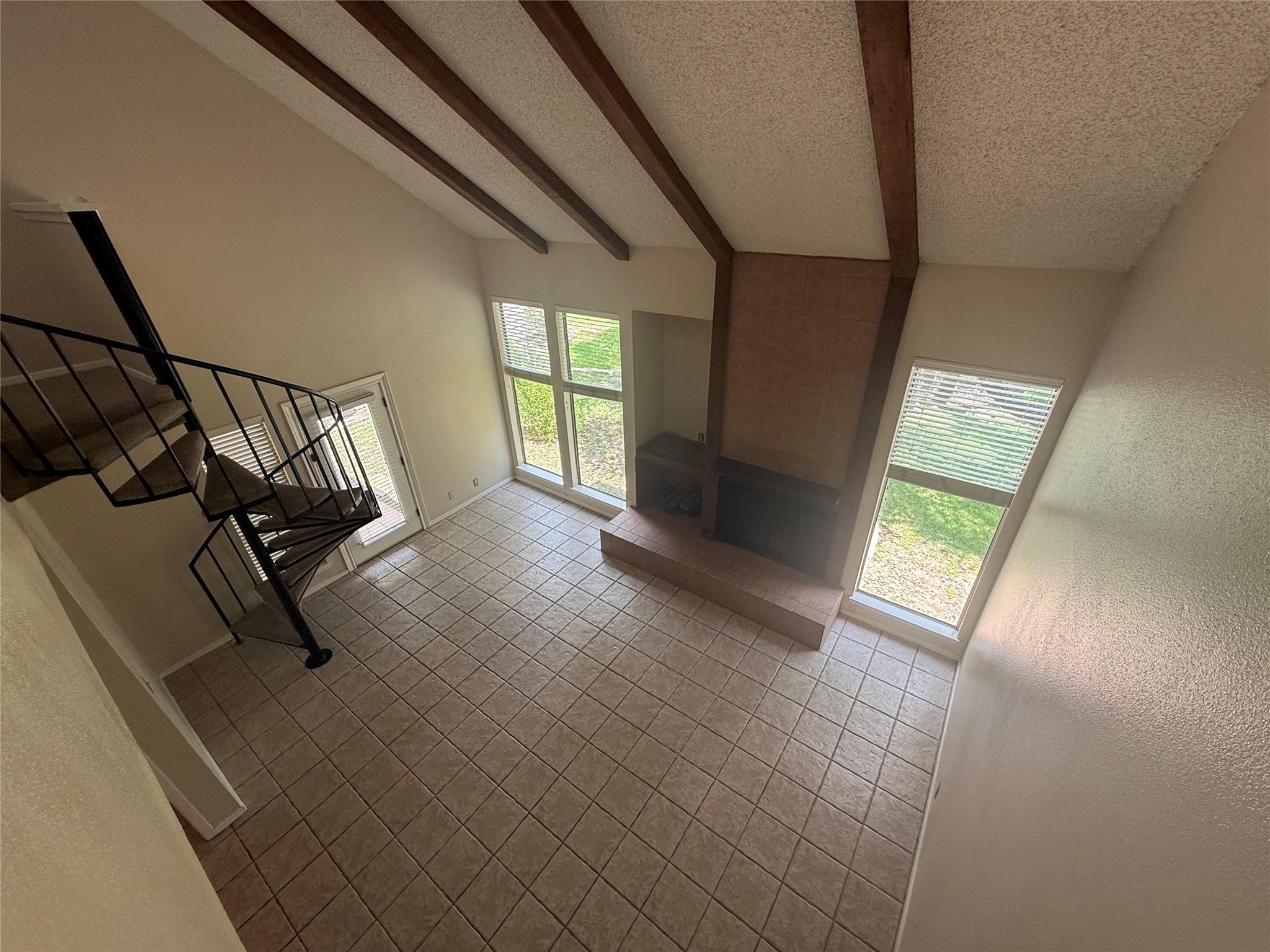 17 Casa Verde St #17 Property Photo 8