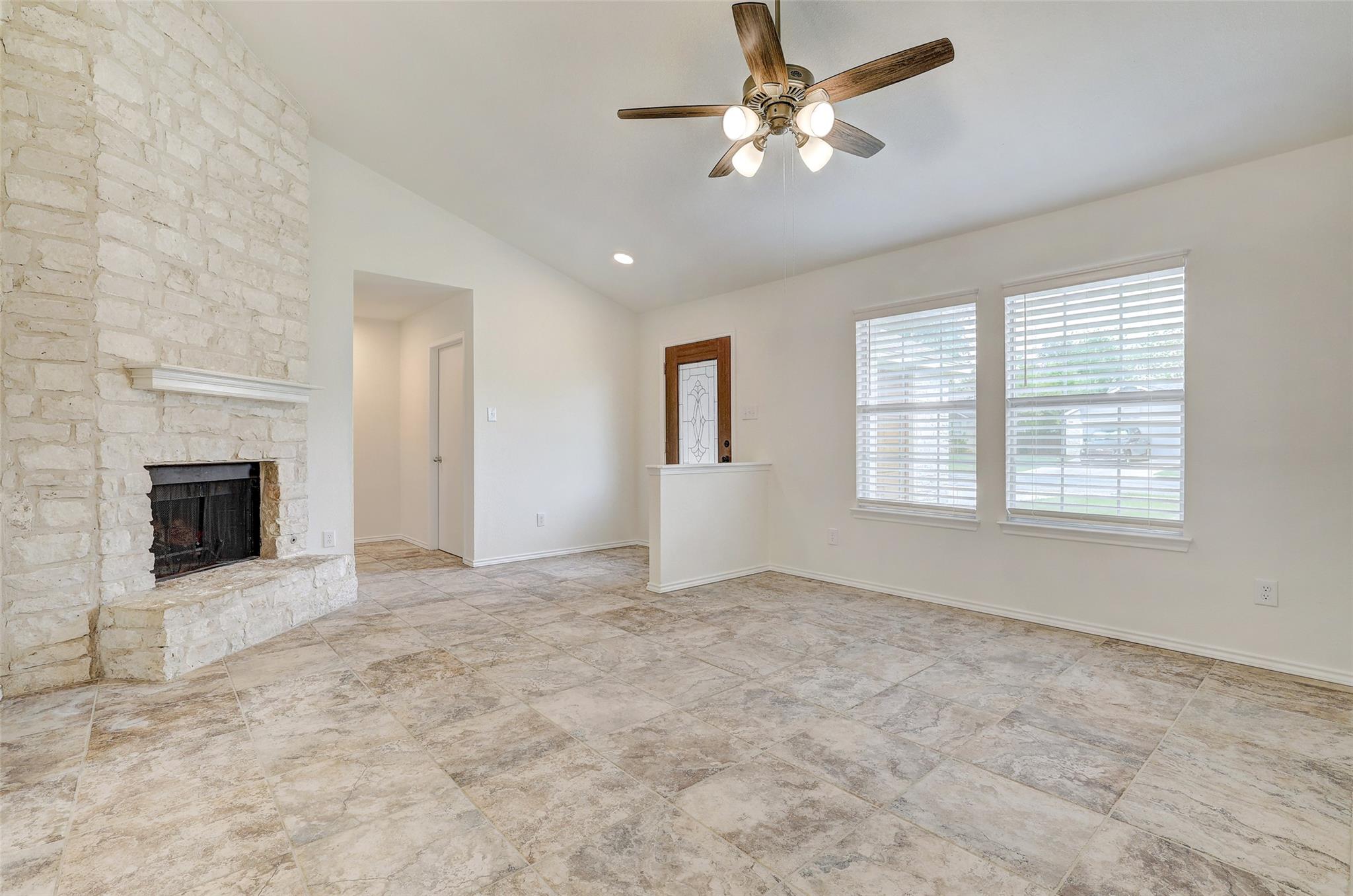 1901 Prairie Star Ln Property Photo 6