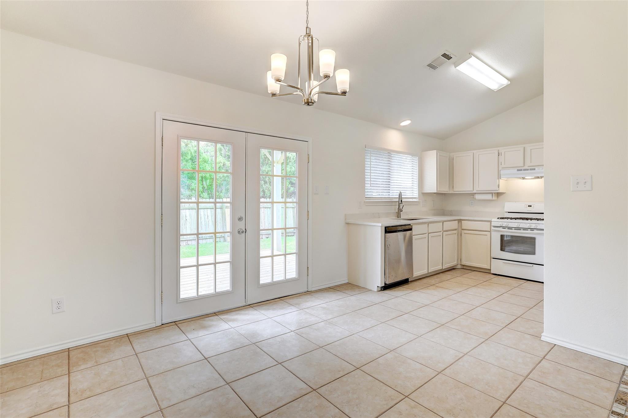 1901 Prairie Star Ln Property Photo 10