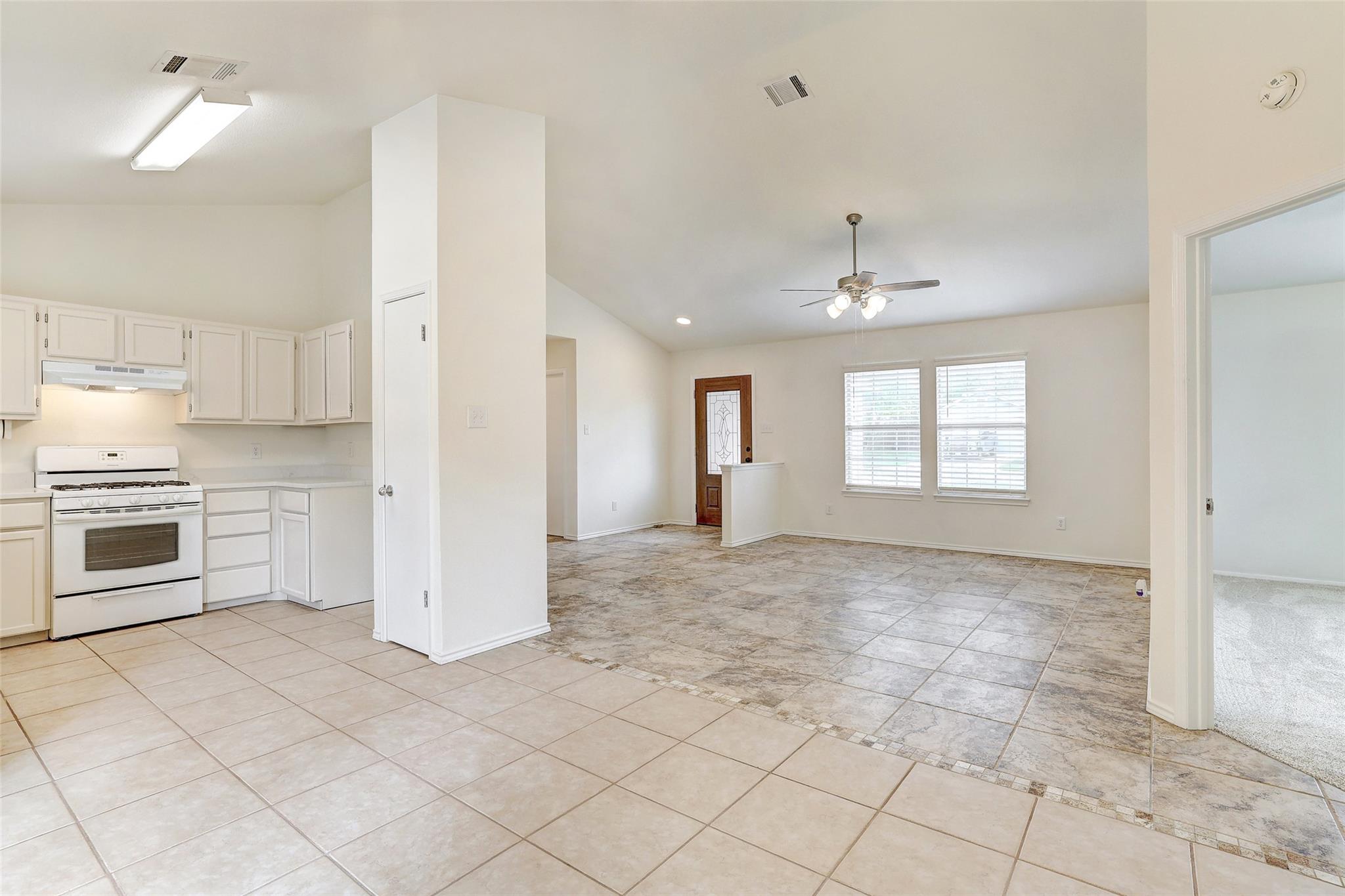 1901 Prairie Star Ln Property Photo 11