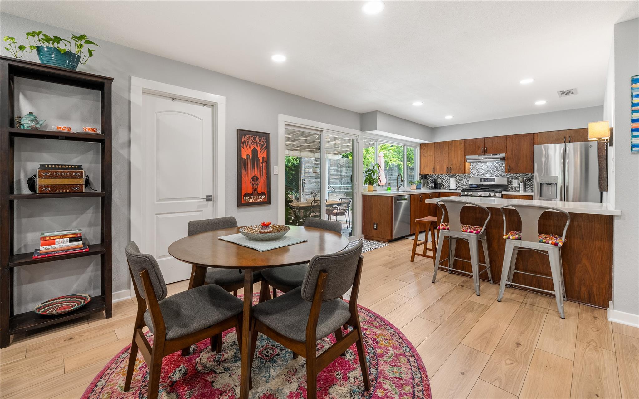 5637883 Property Photo 5