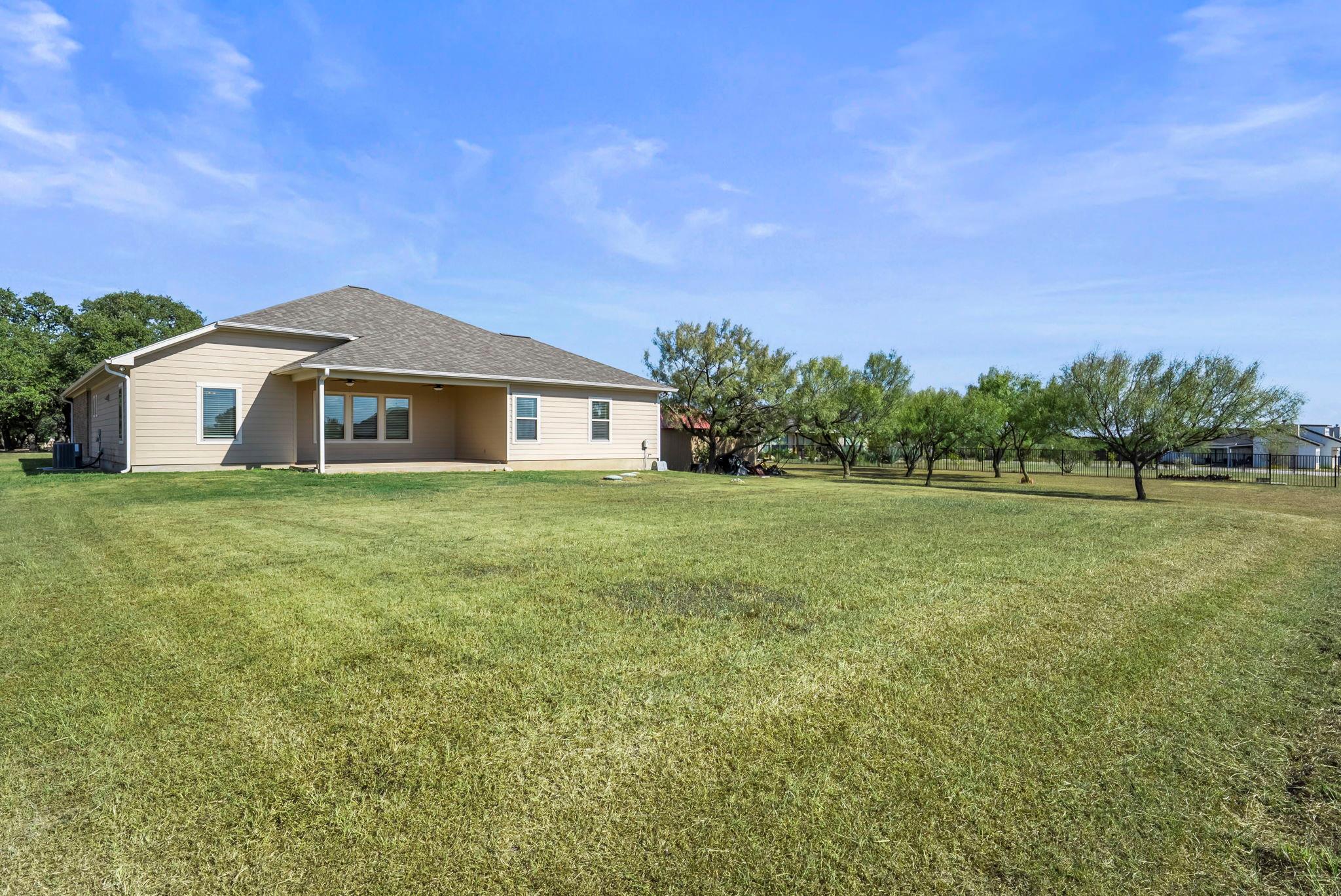 104 Estrella Ln Property Photo 30