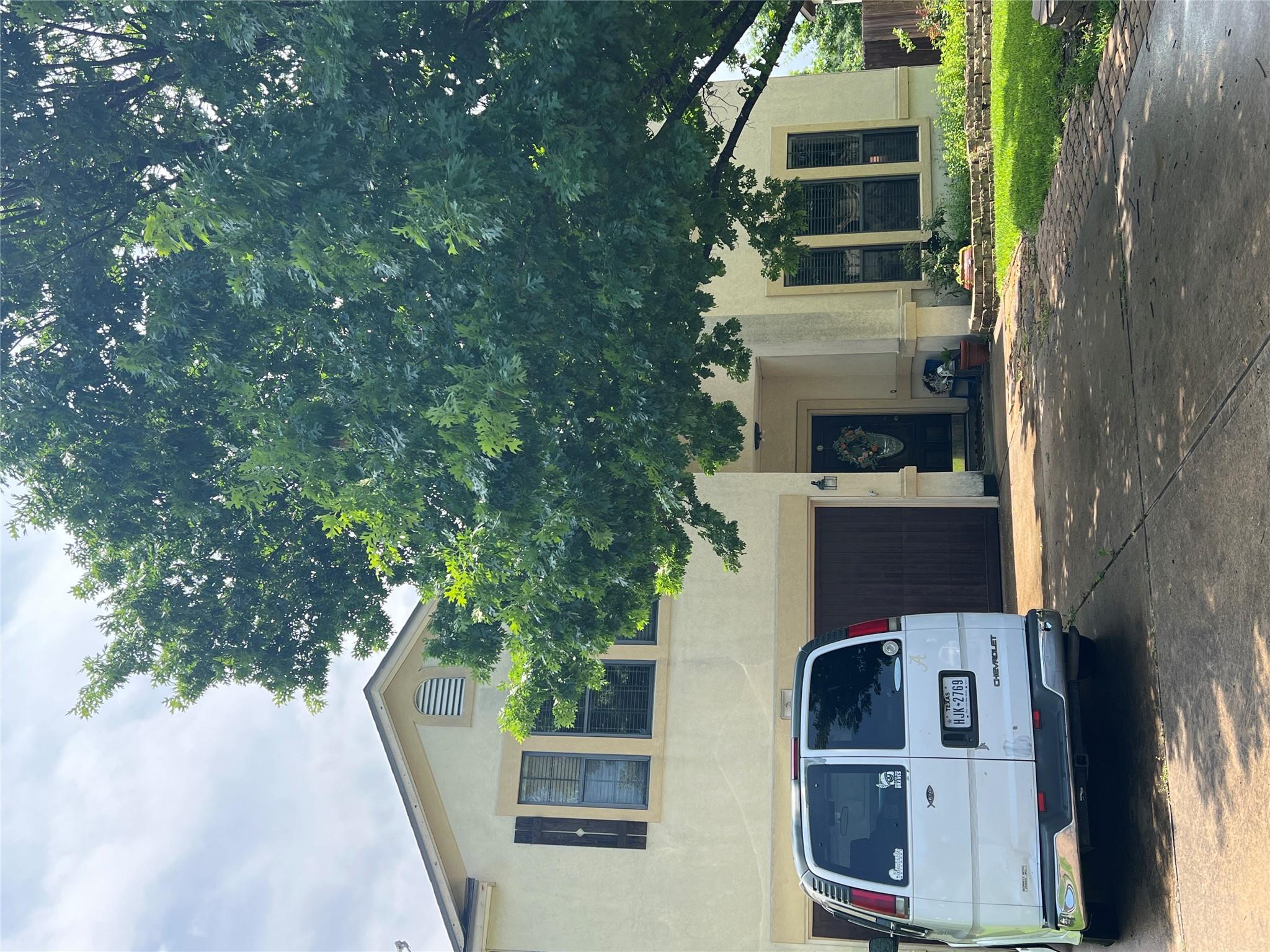 1724 Bayland St Property Photo