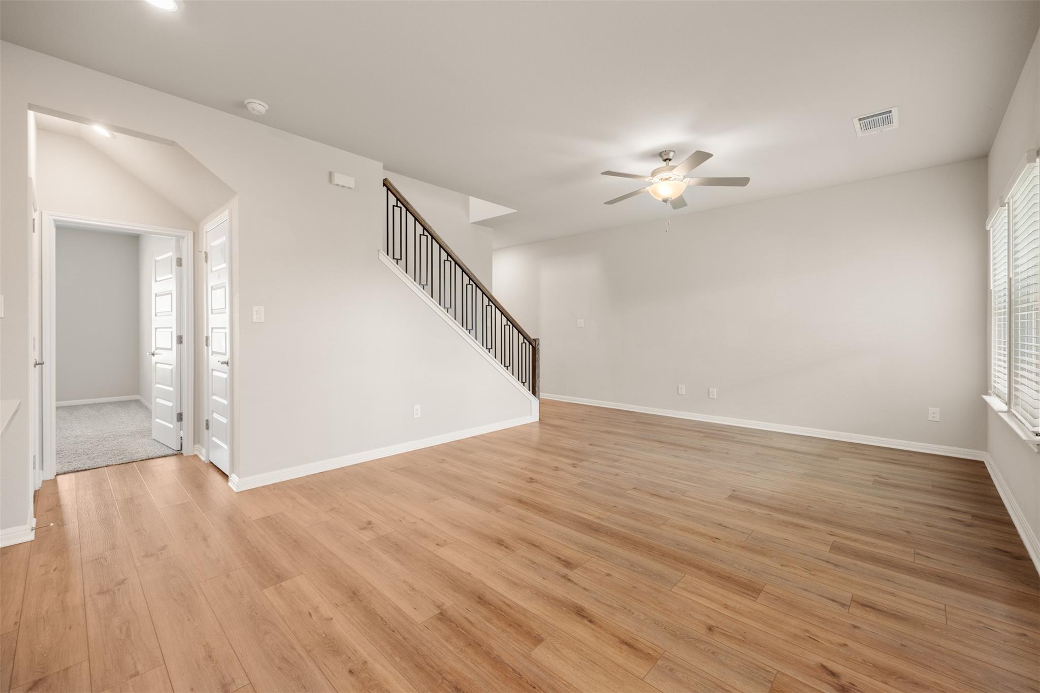 202 Fairmeadow Downs Dr Property Photo 5