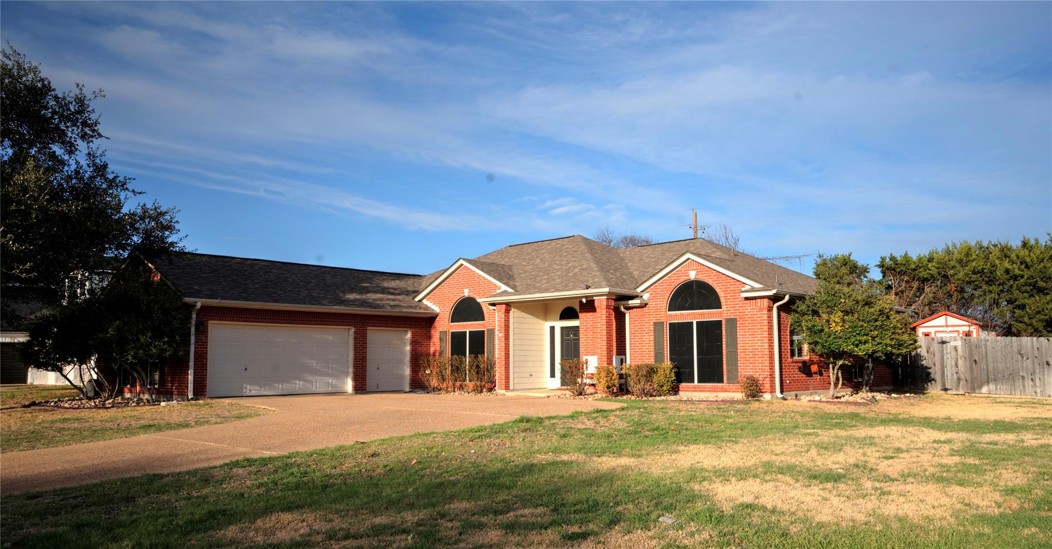 Bonham Real Estate Listings Main Image