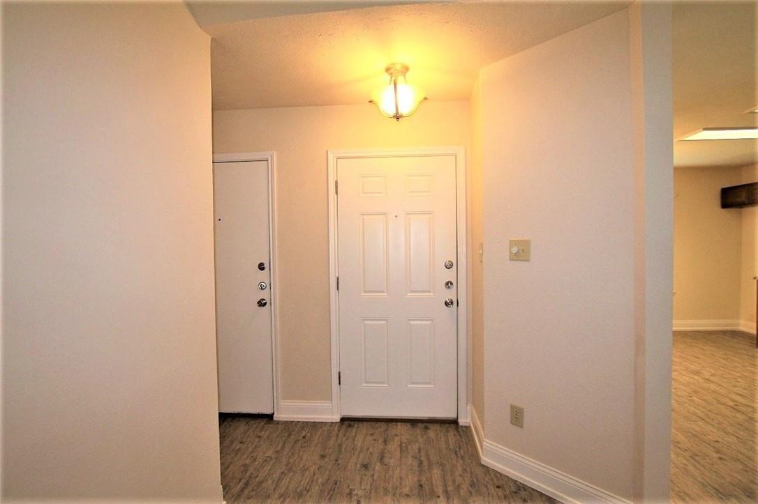 605 Elder Way Property Photo 2