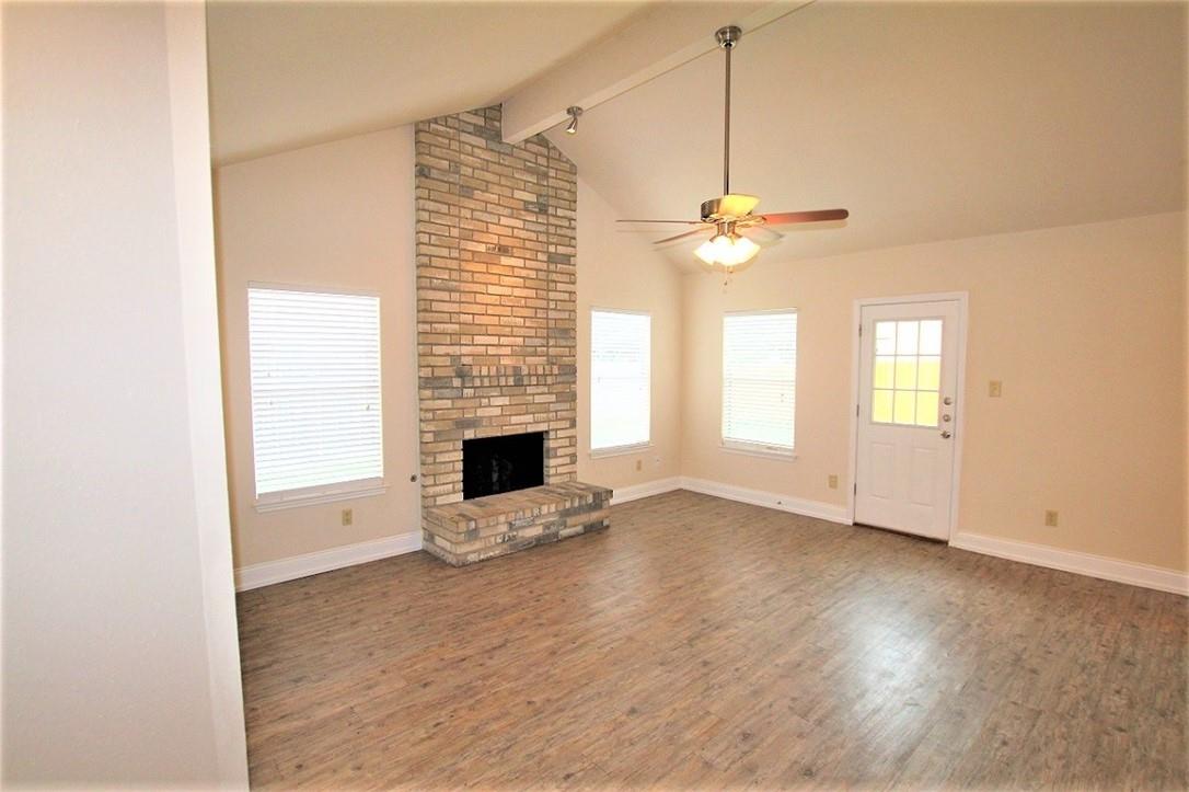 605 Elder Way Property Photo 7