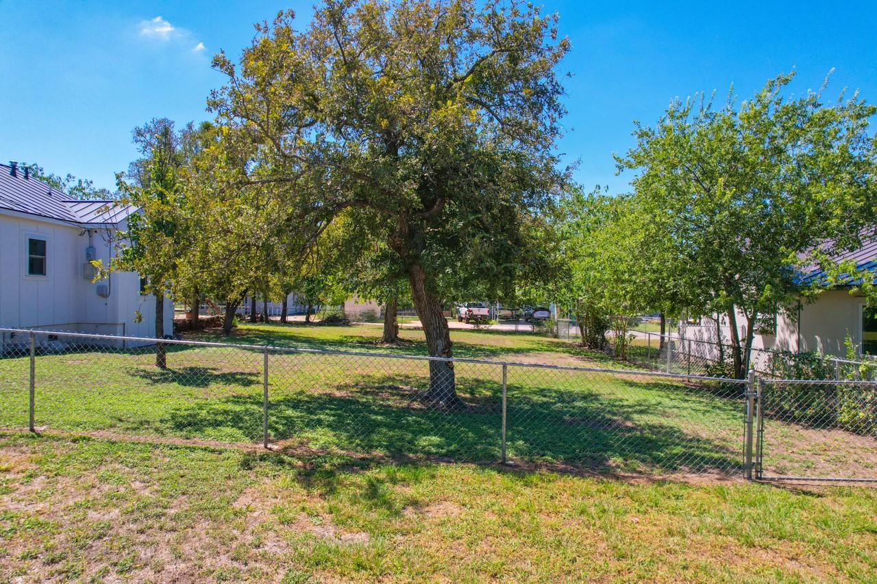 Tbd Broadway Property Photo 14