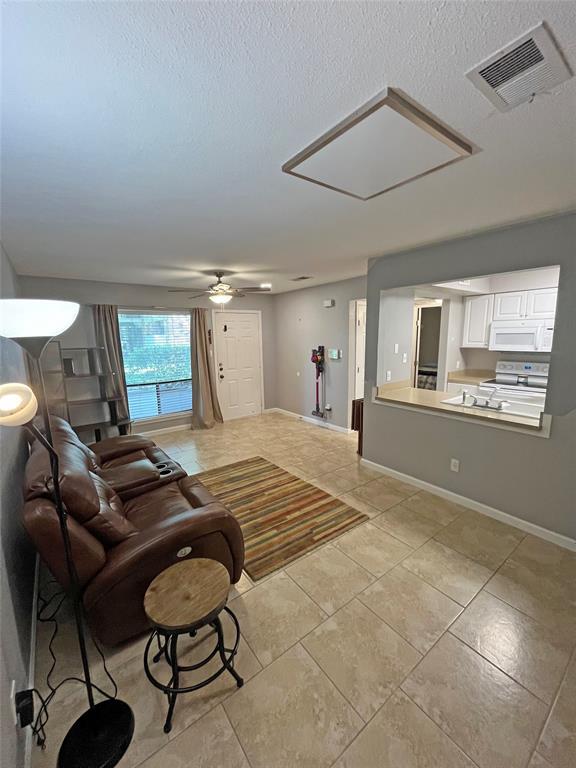 1705 Crossing Pl #131 Property Photo 1