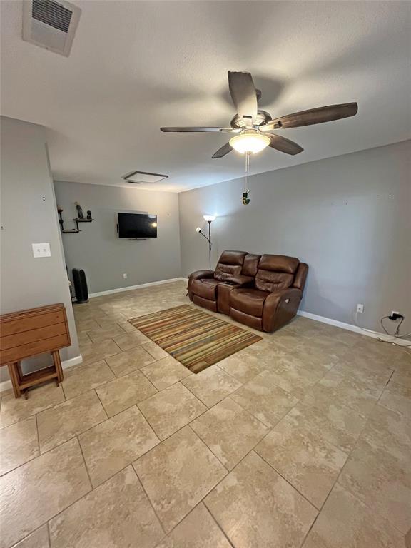 1705 Crossing Pl #131 Property Photo 3