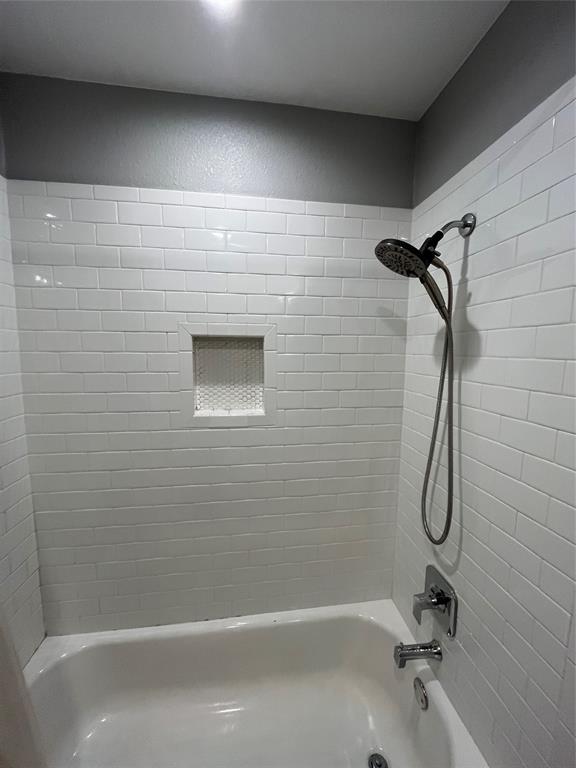 1705 Crossing Pl #131 Property Photo 12
