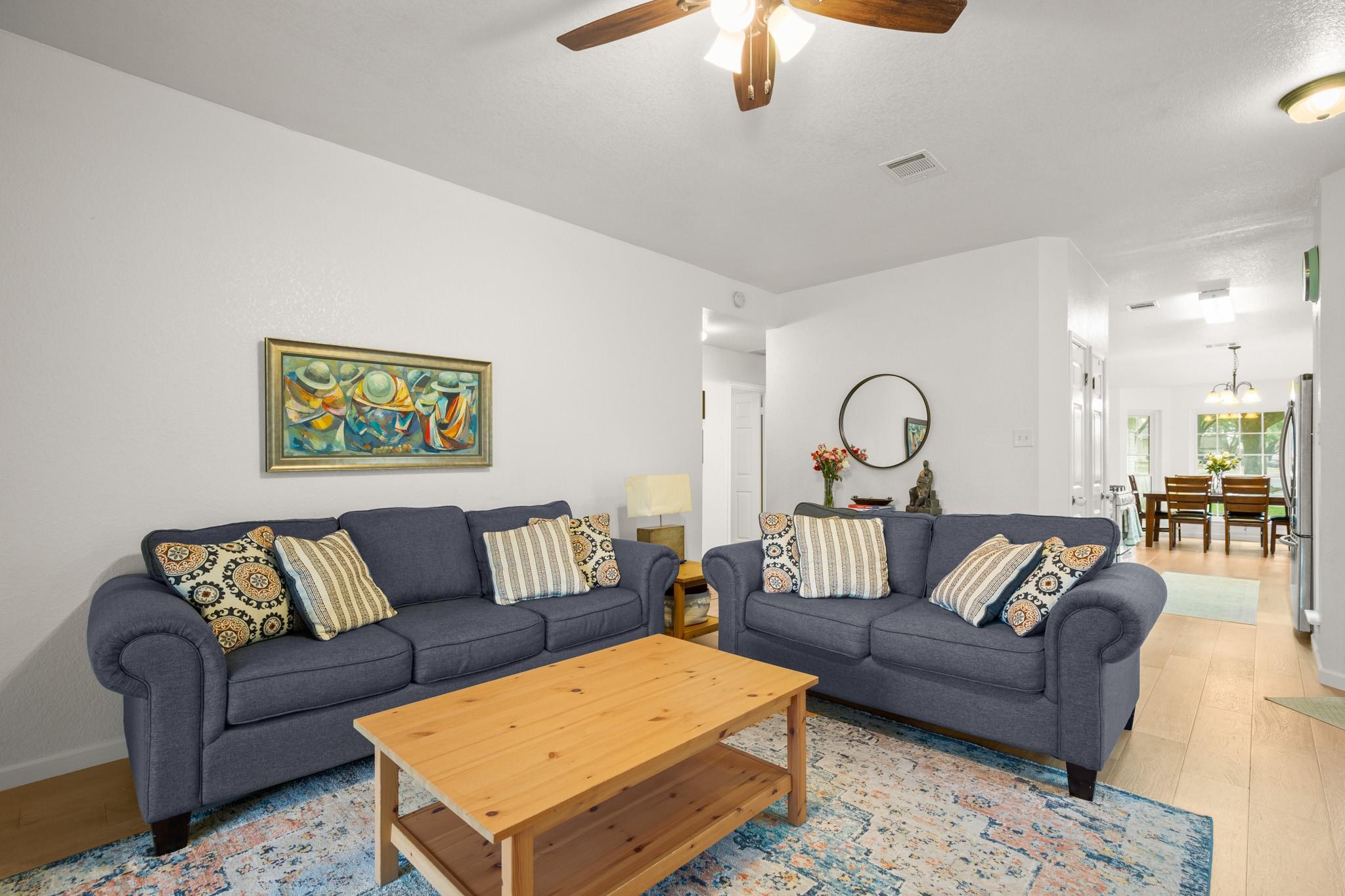 8852 Francia Trl Property Photo 5