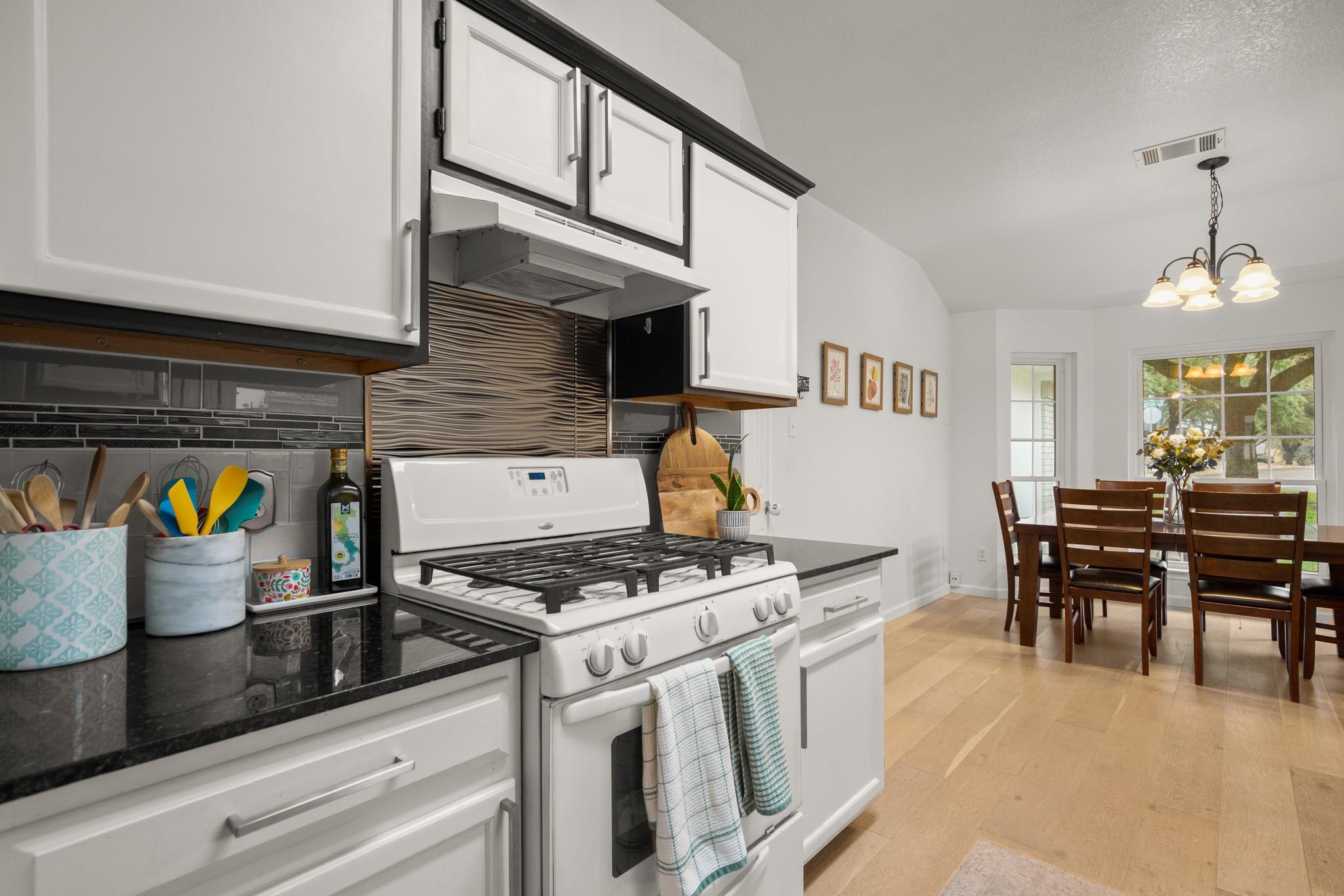 8852 Francia Trl Property Photo 9