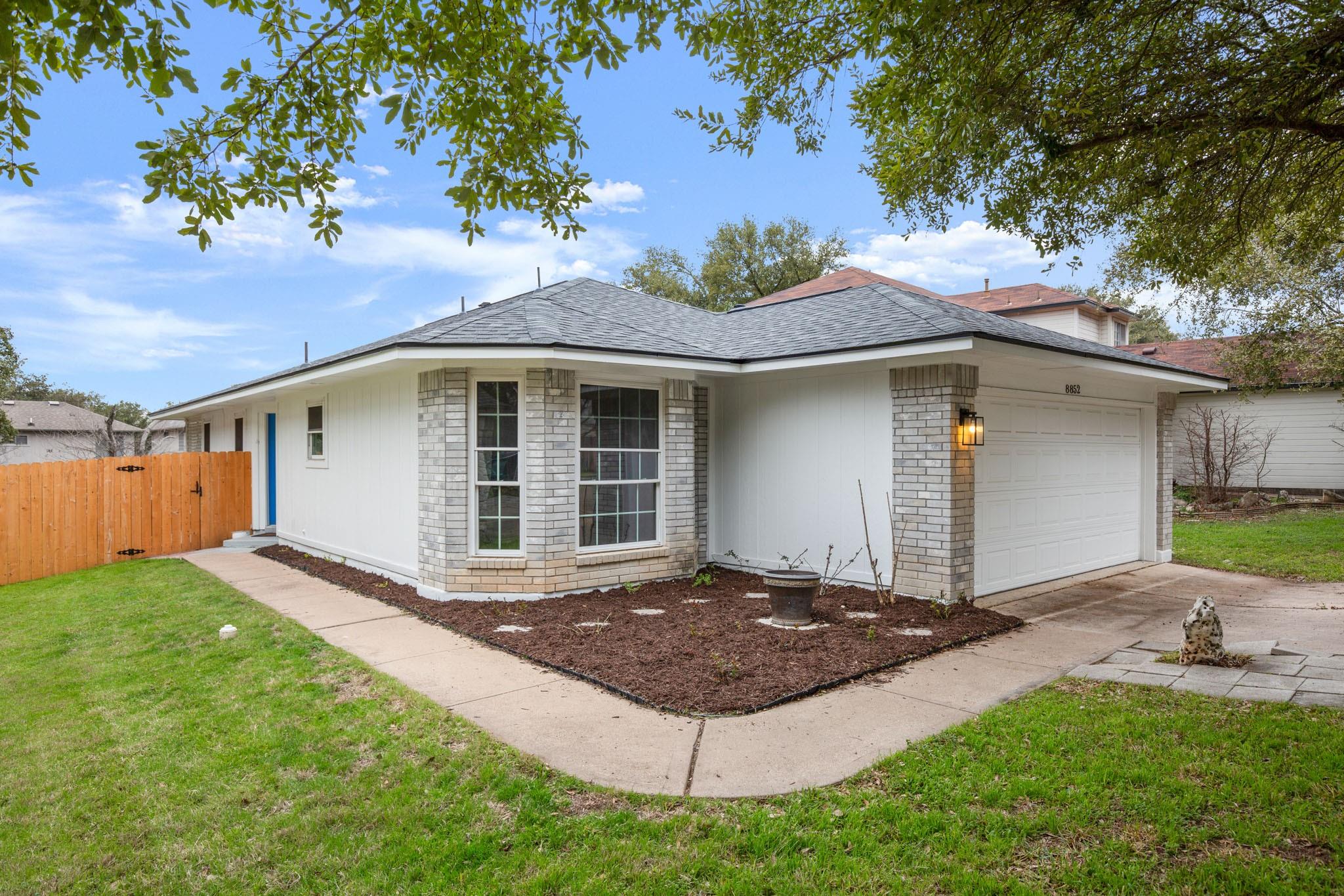 8852 Francia Trl Property Photo 32