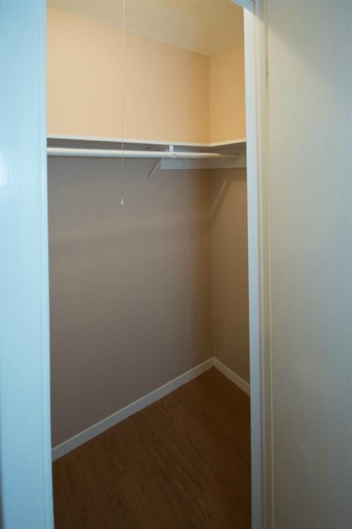 400 W 34th St #104 Property Photo 3