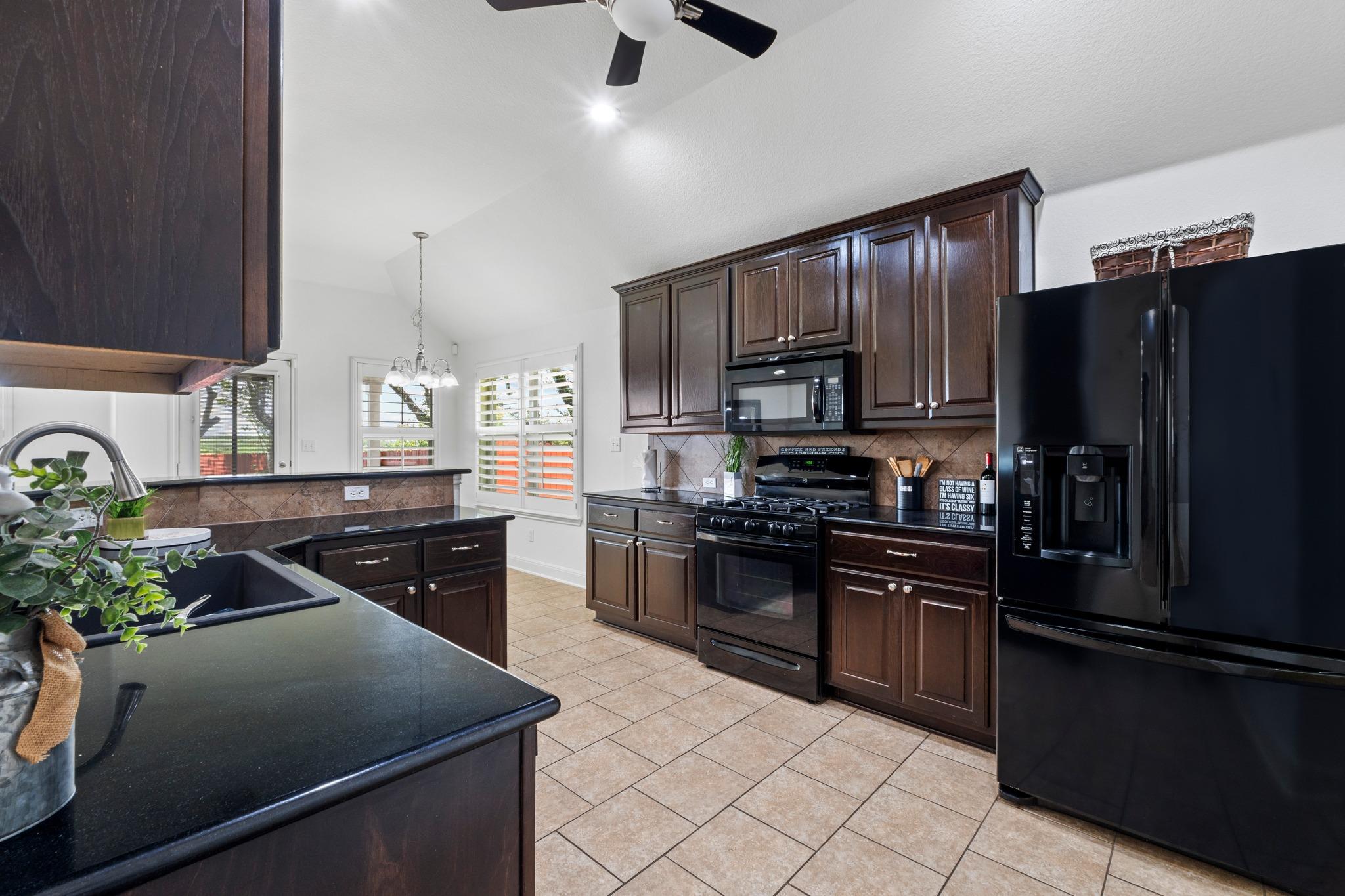700 Walsh Hill Trl Property Photo 11