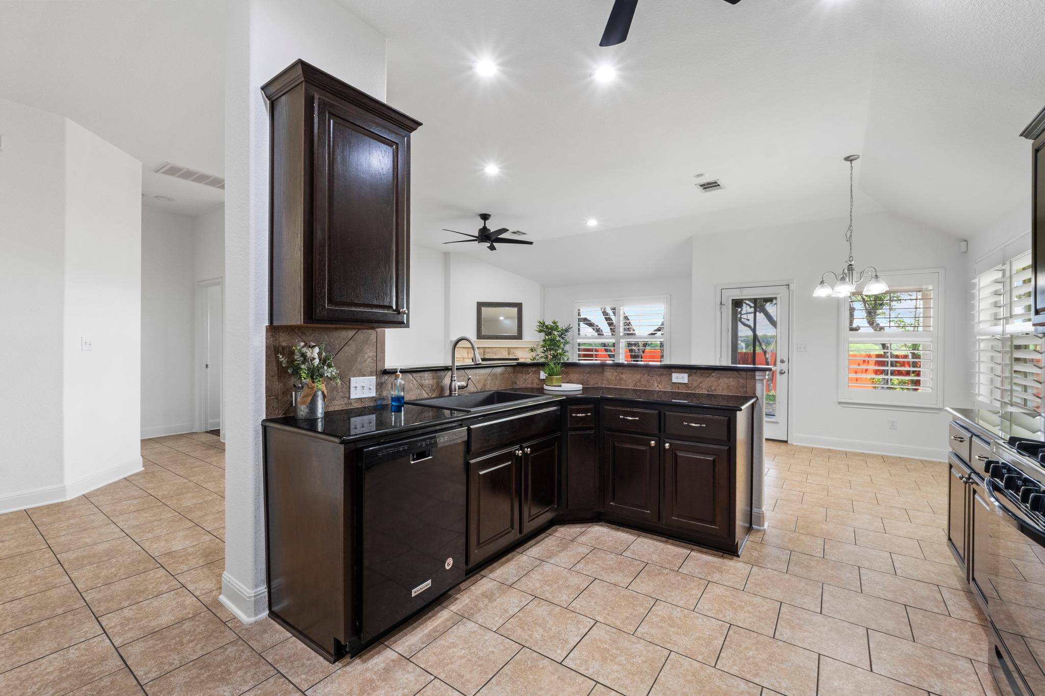 700 Walsh Hill Trl Property Photo 13