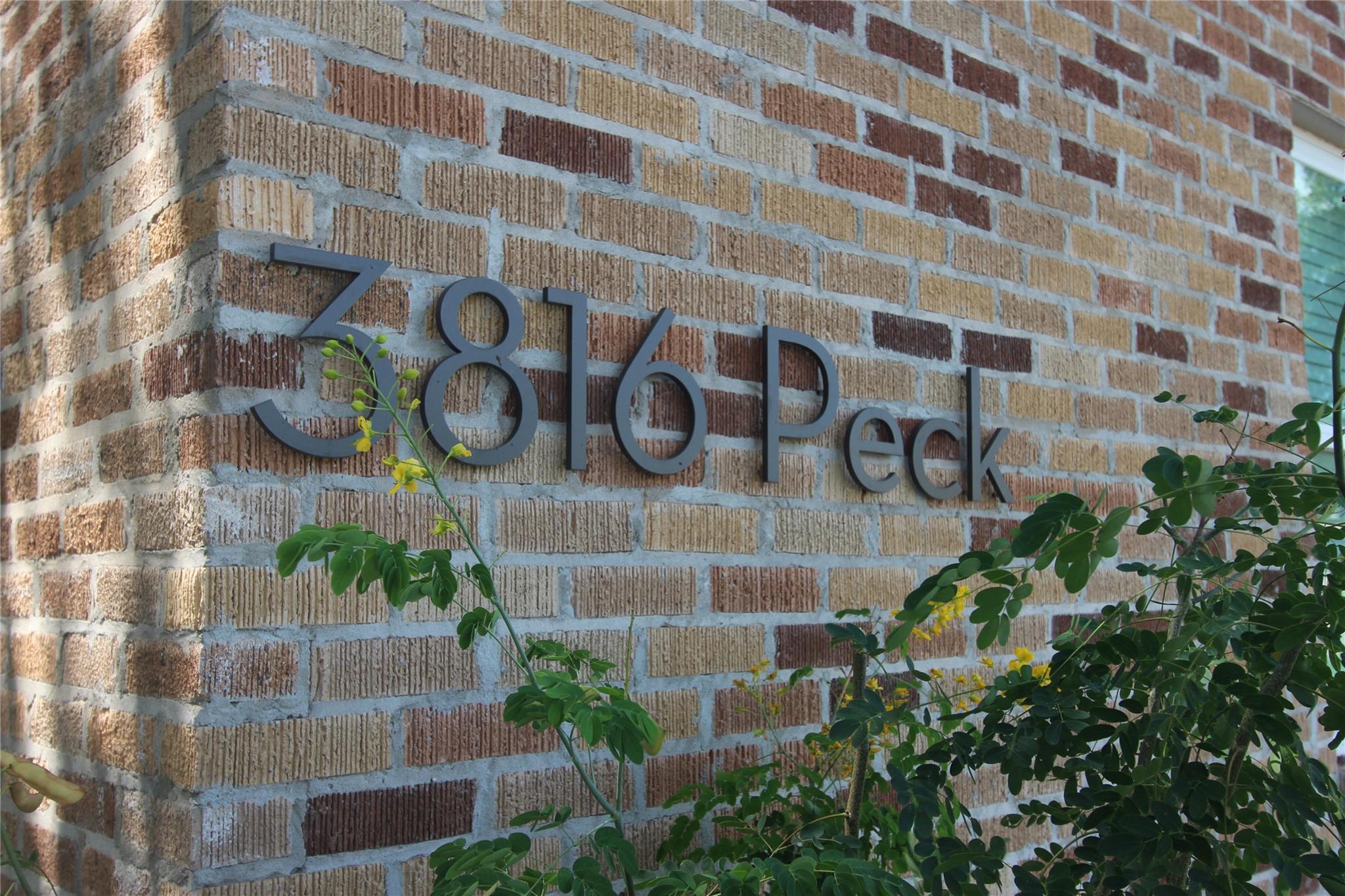 515 E 39th St #2 Property Photo 24