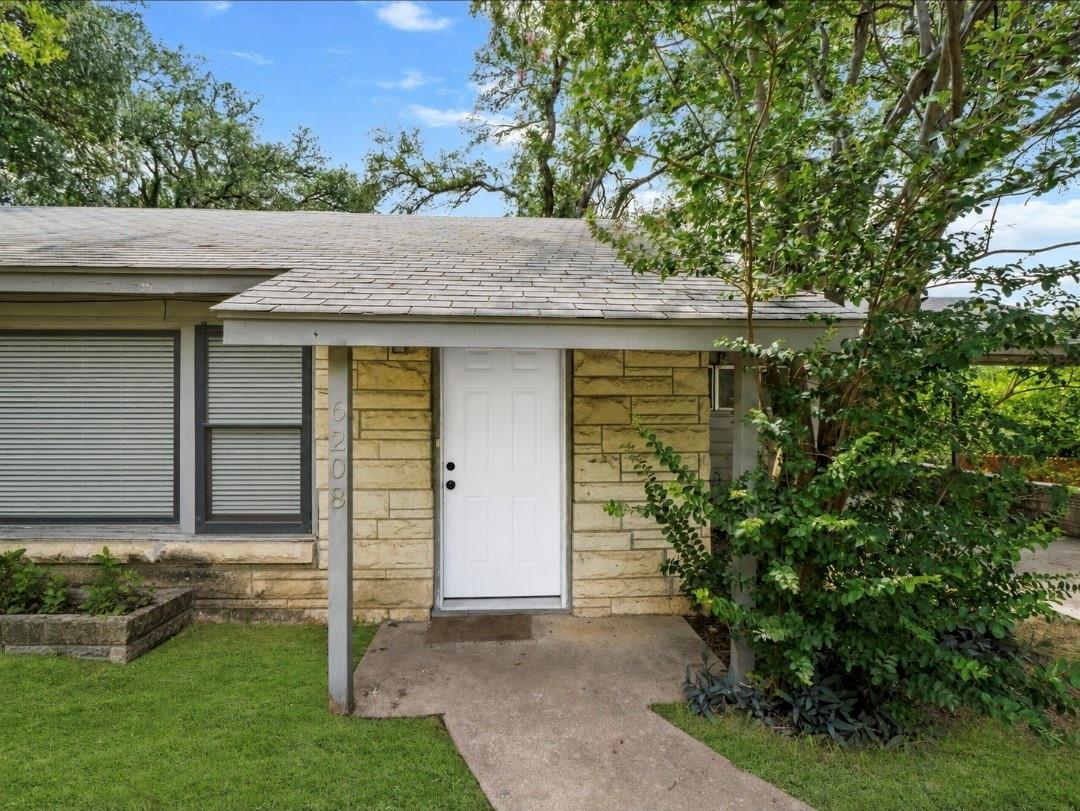 6208 Walnut Hills Dr Property Photo 4