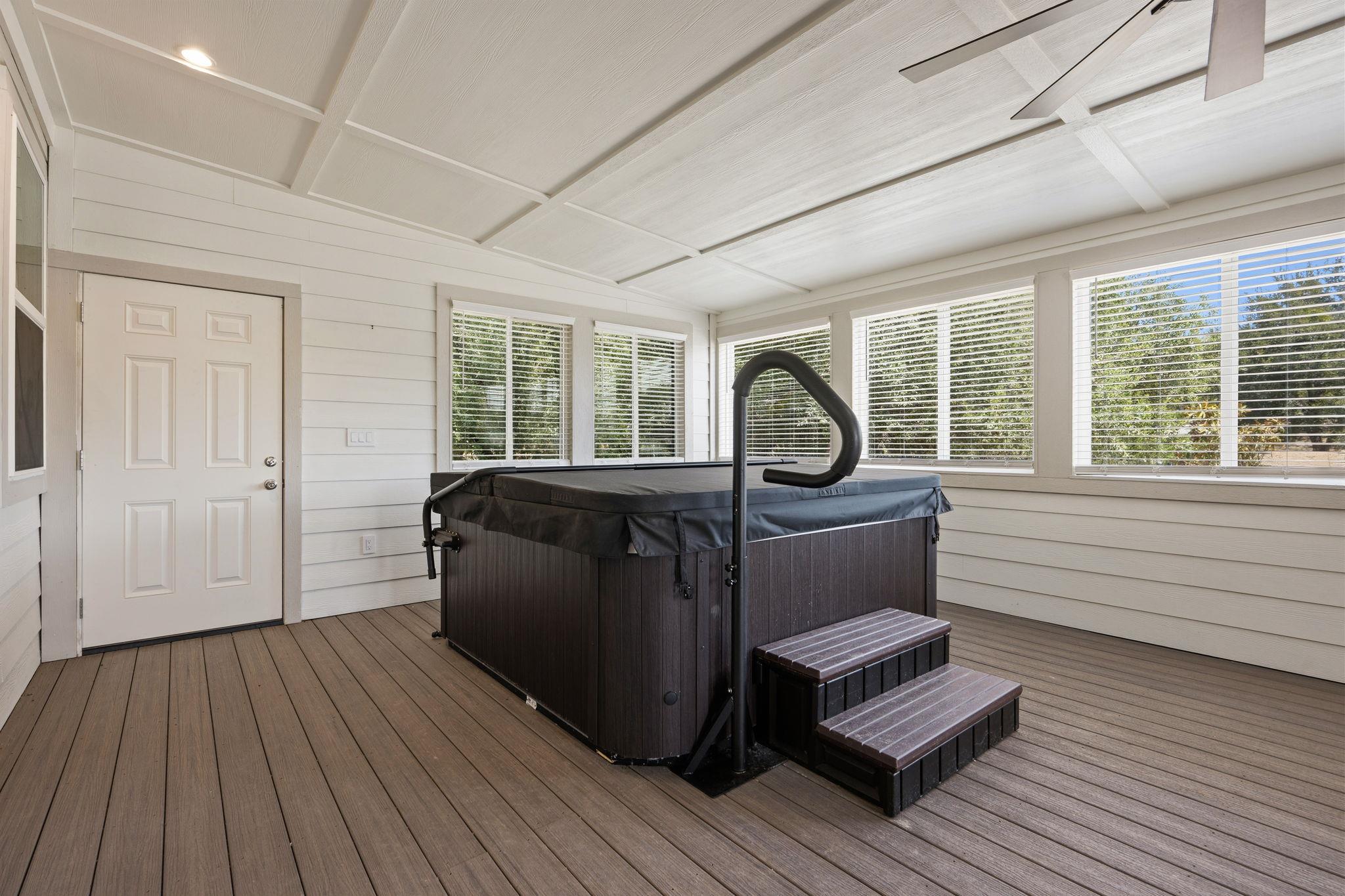 21208 Santa Rosa Ave Property Photo 12