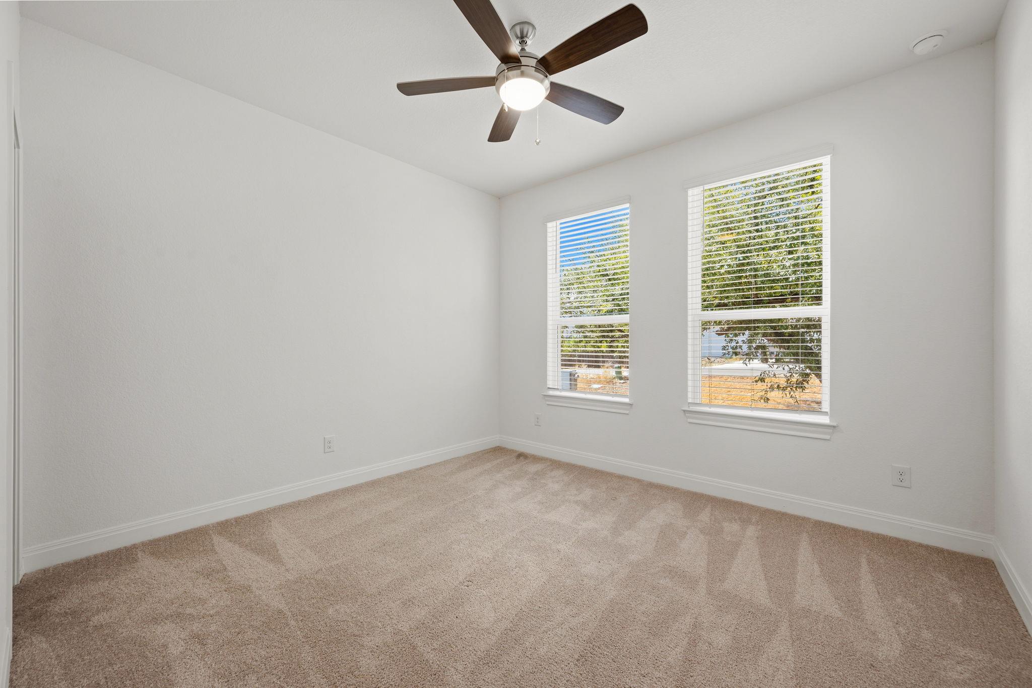 21208 Santa Rosa Ave Property Photo 19