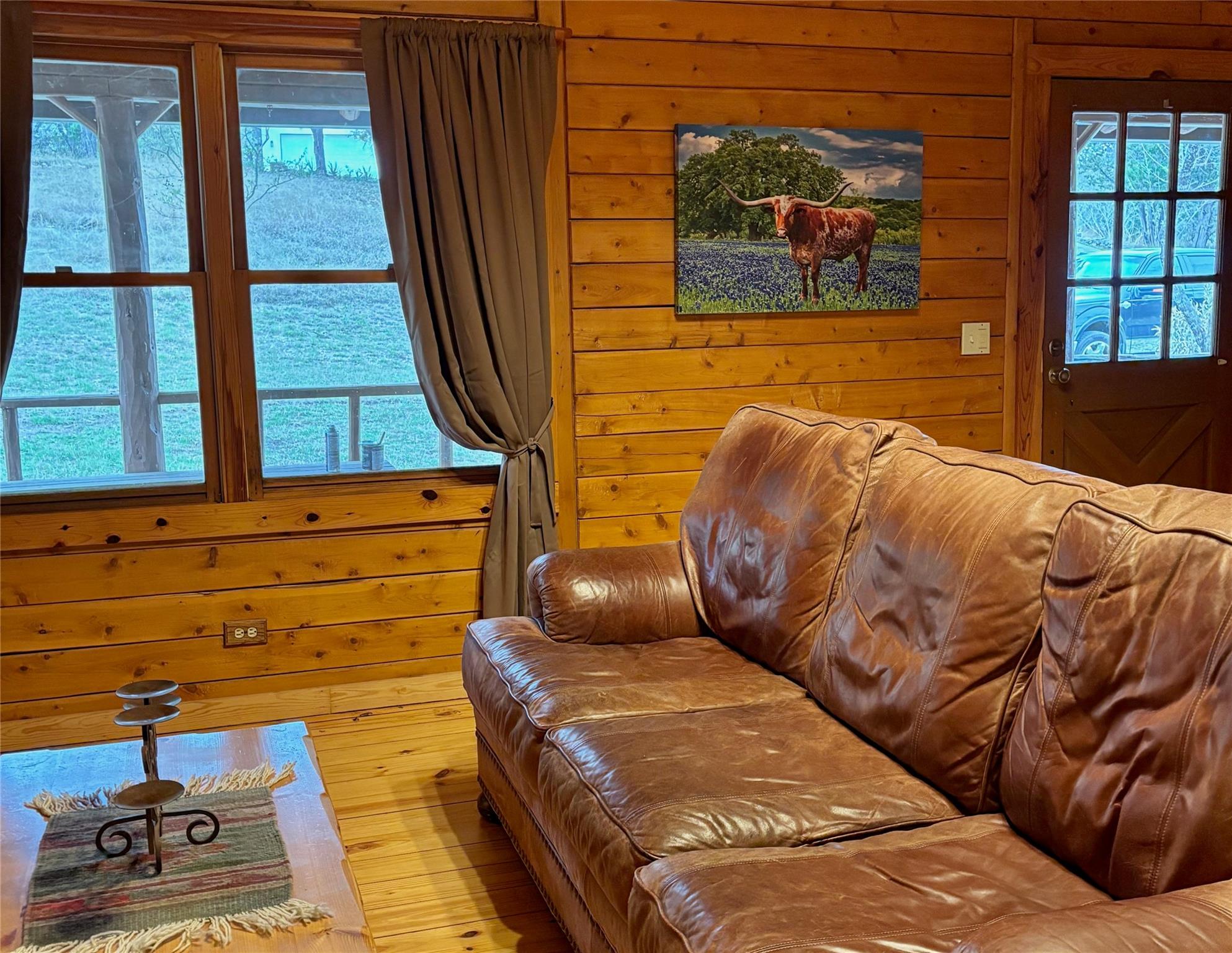 623 Appaloosa Dr Property Photo 4