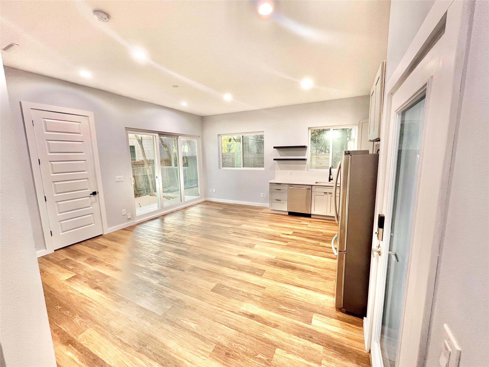 3508 Robinson Ave #b Property Photo 17