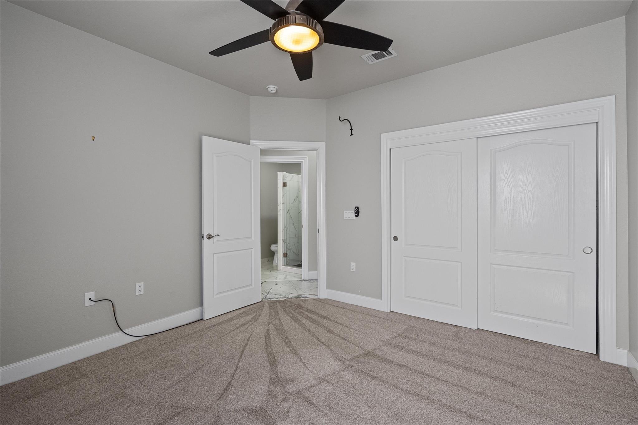 302 Armstrong Dr Property Photo 26