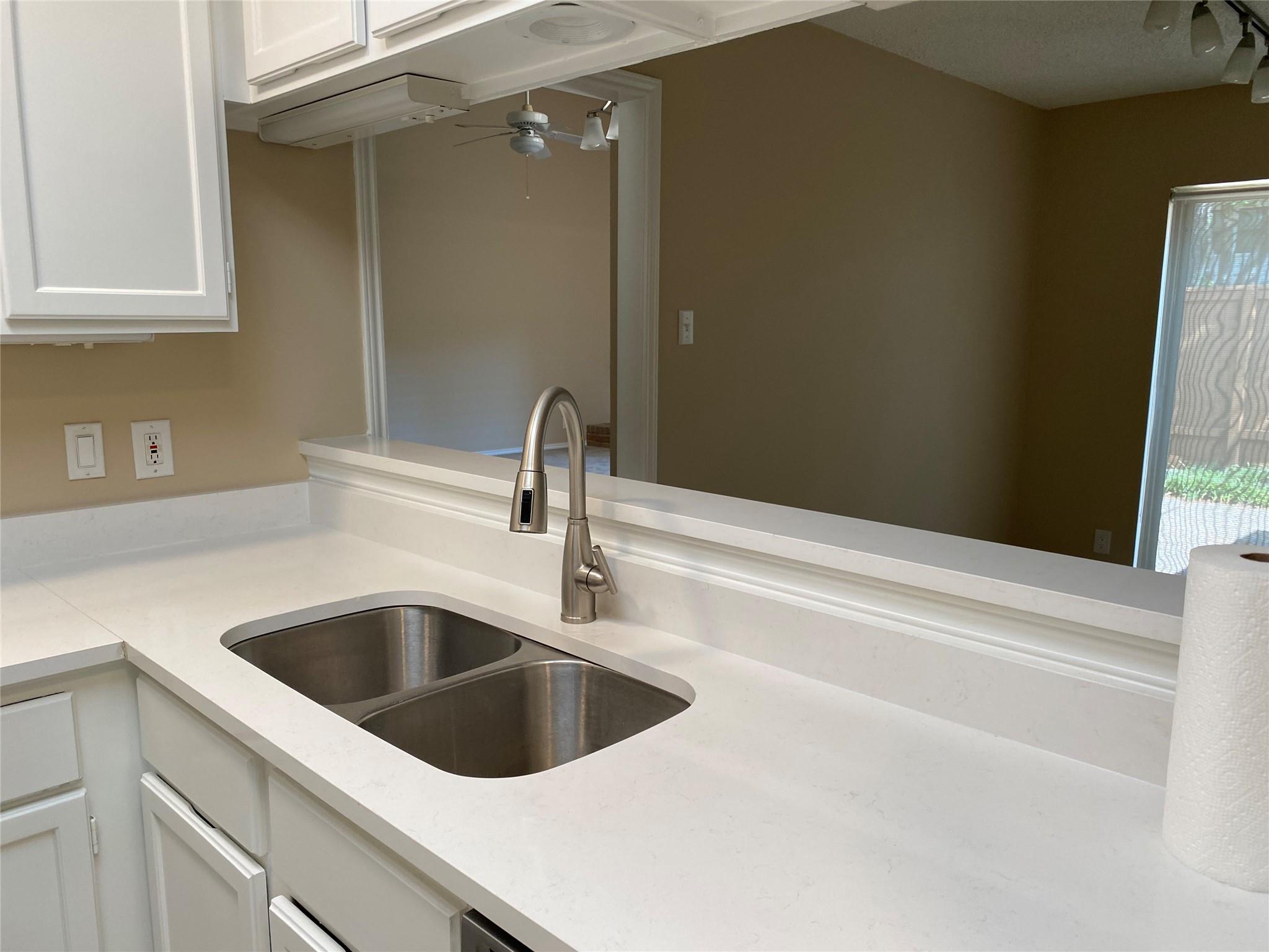 7922 N Ridgeline None Property Photo 9