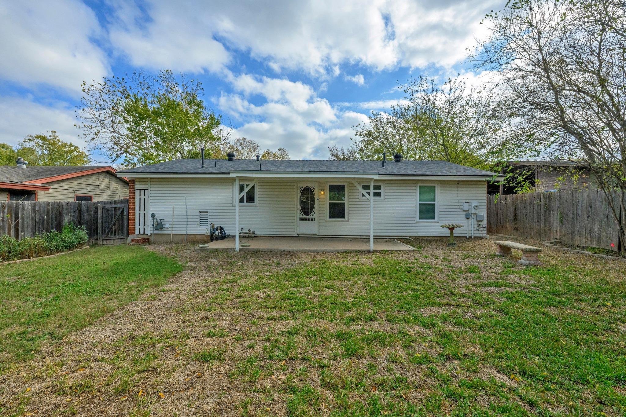 5704 Cedardale Dr Property Photo 19