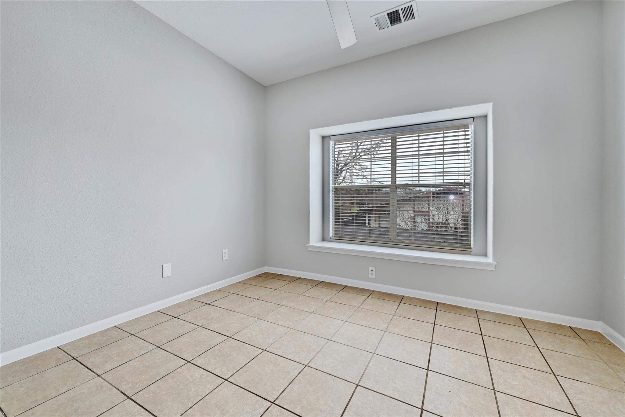 2909 Saville Loop #10c Property Photo 11