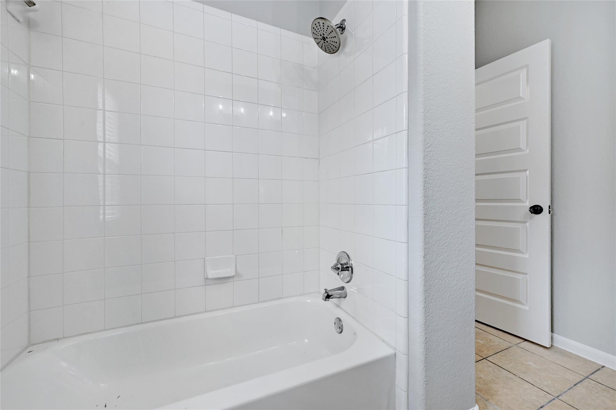 2909 Saville Loop #10c Property Photo 15