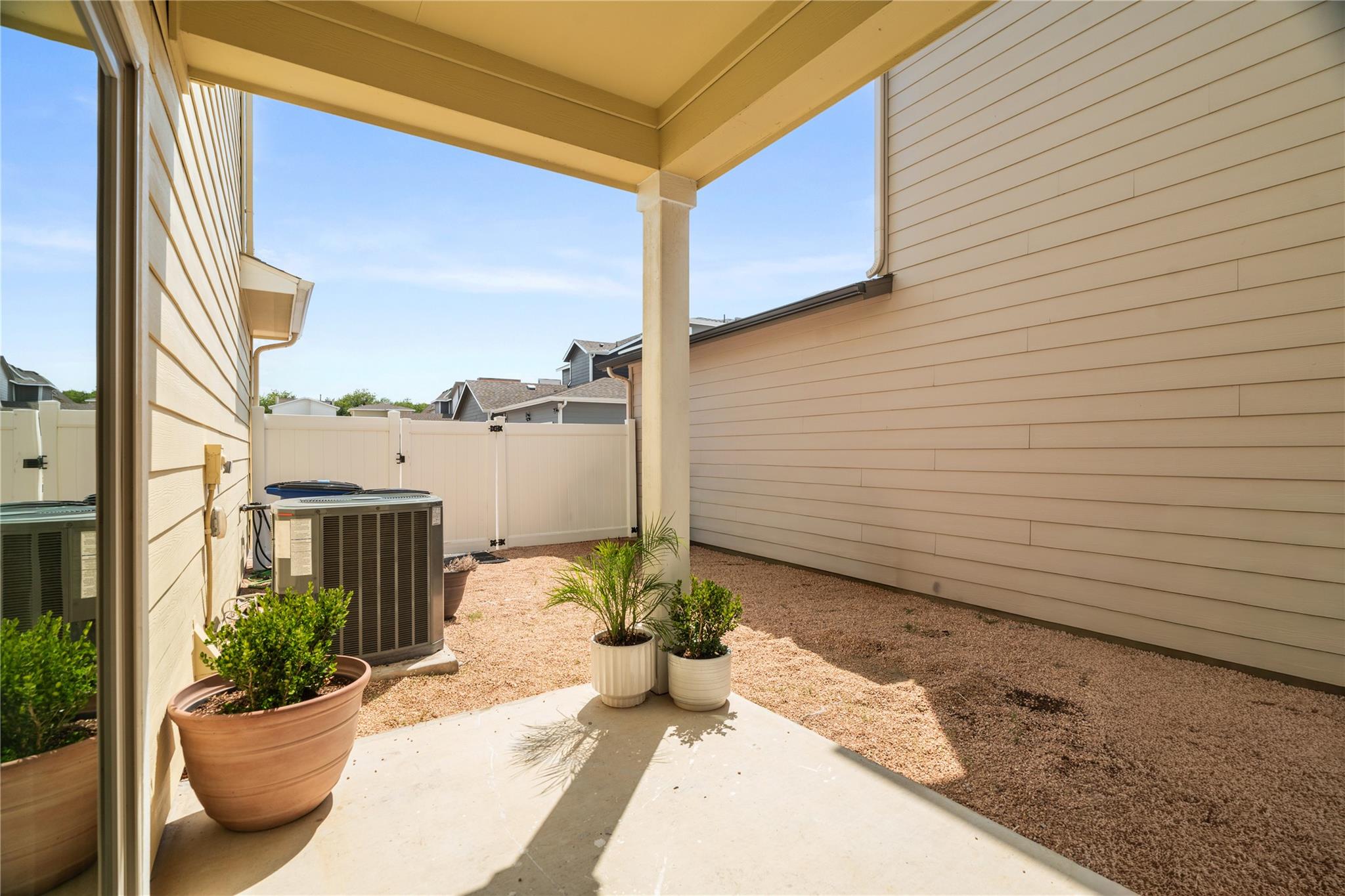 7704 Norah Dr Property Photo 13