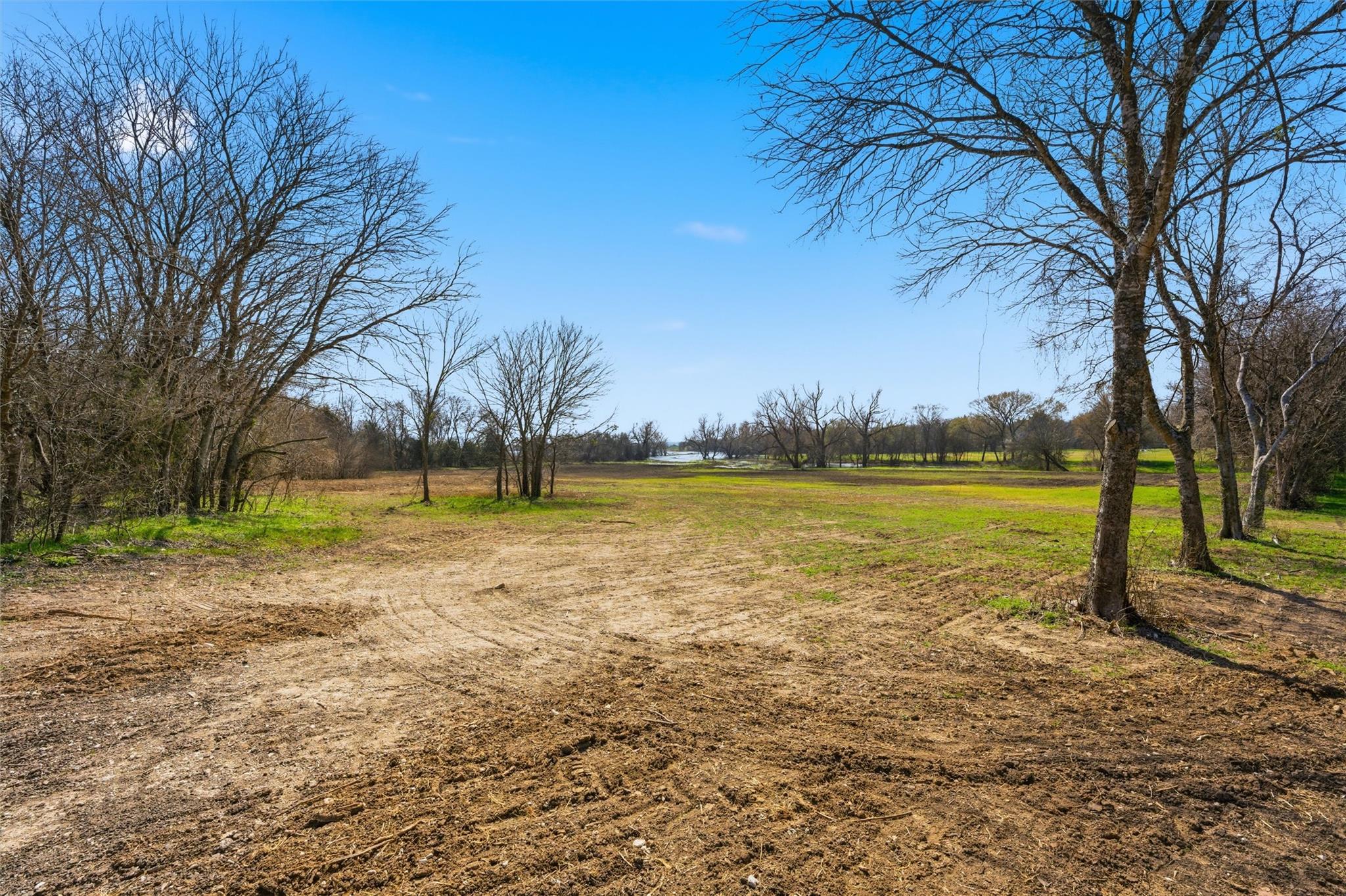 2303 Pilgrim Ln Property Photo 11