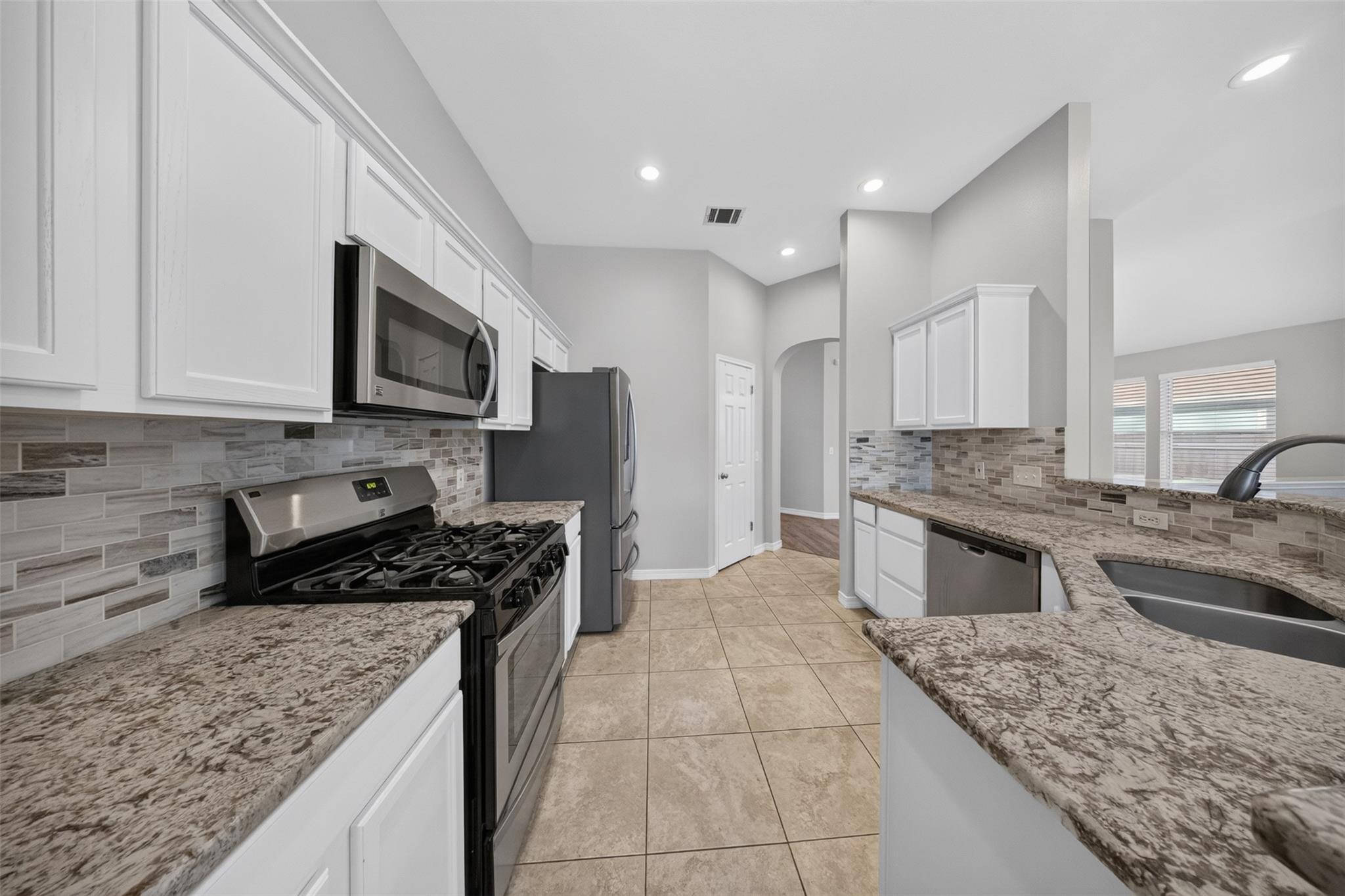 241 Brian Ln Property Photo 10
