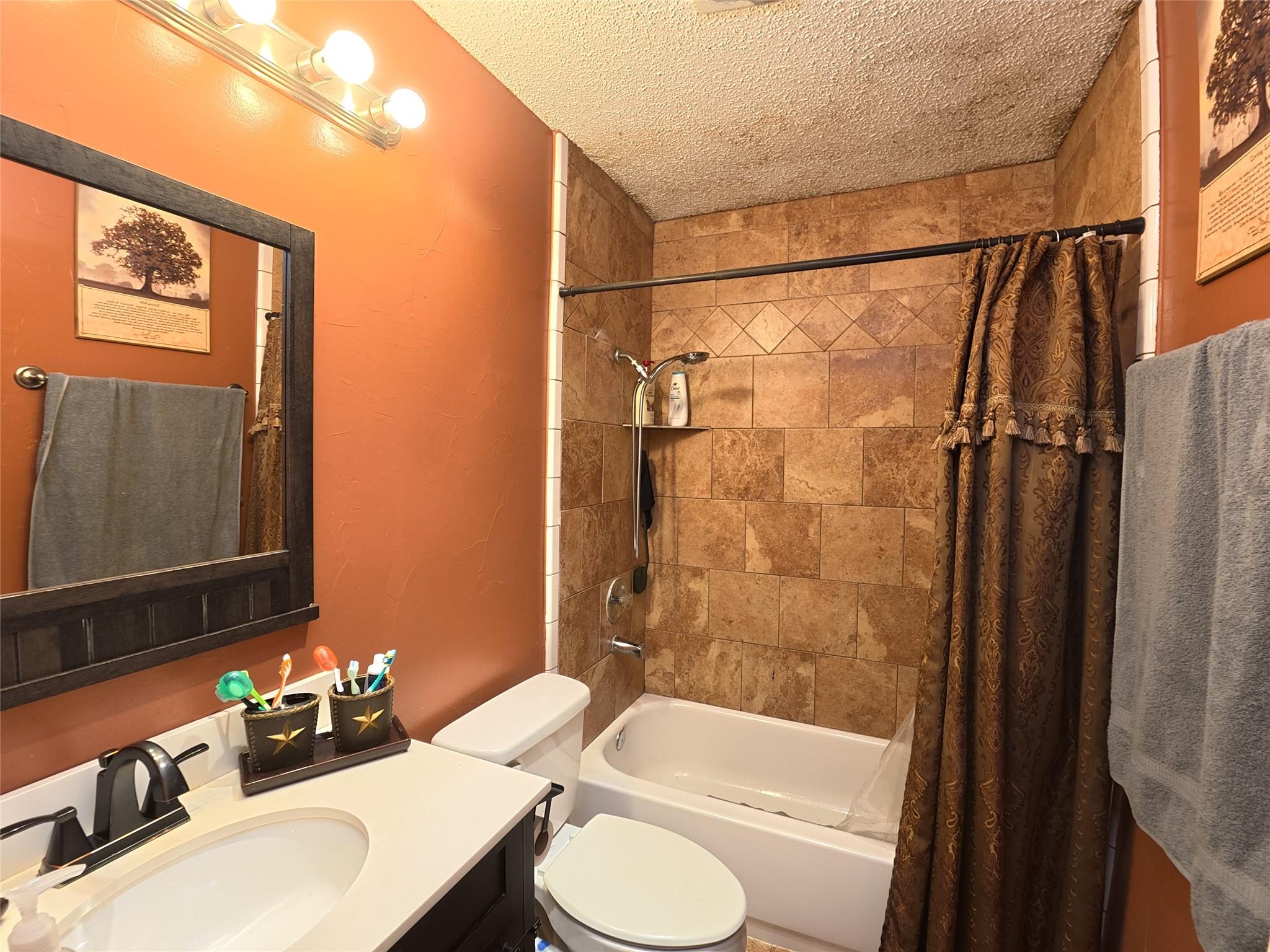 4808 Brook Crest Rd Property Photo 3