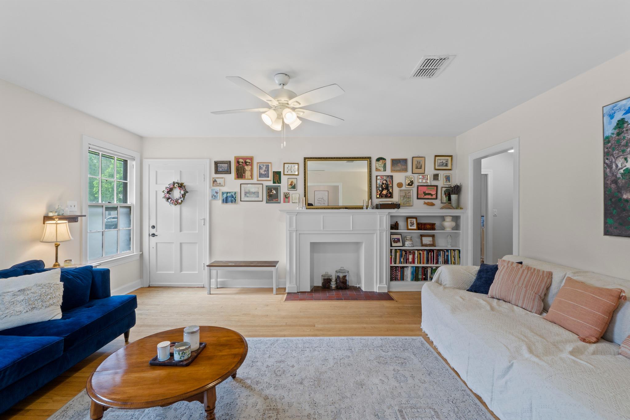 3206 Kerbey Ln Property Photo 1