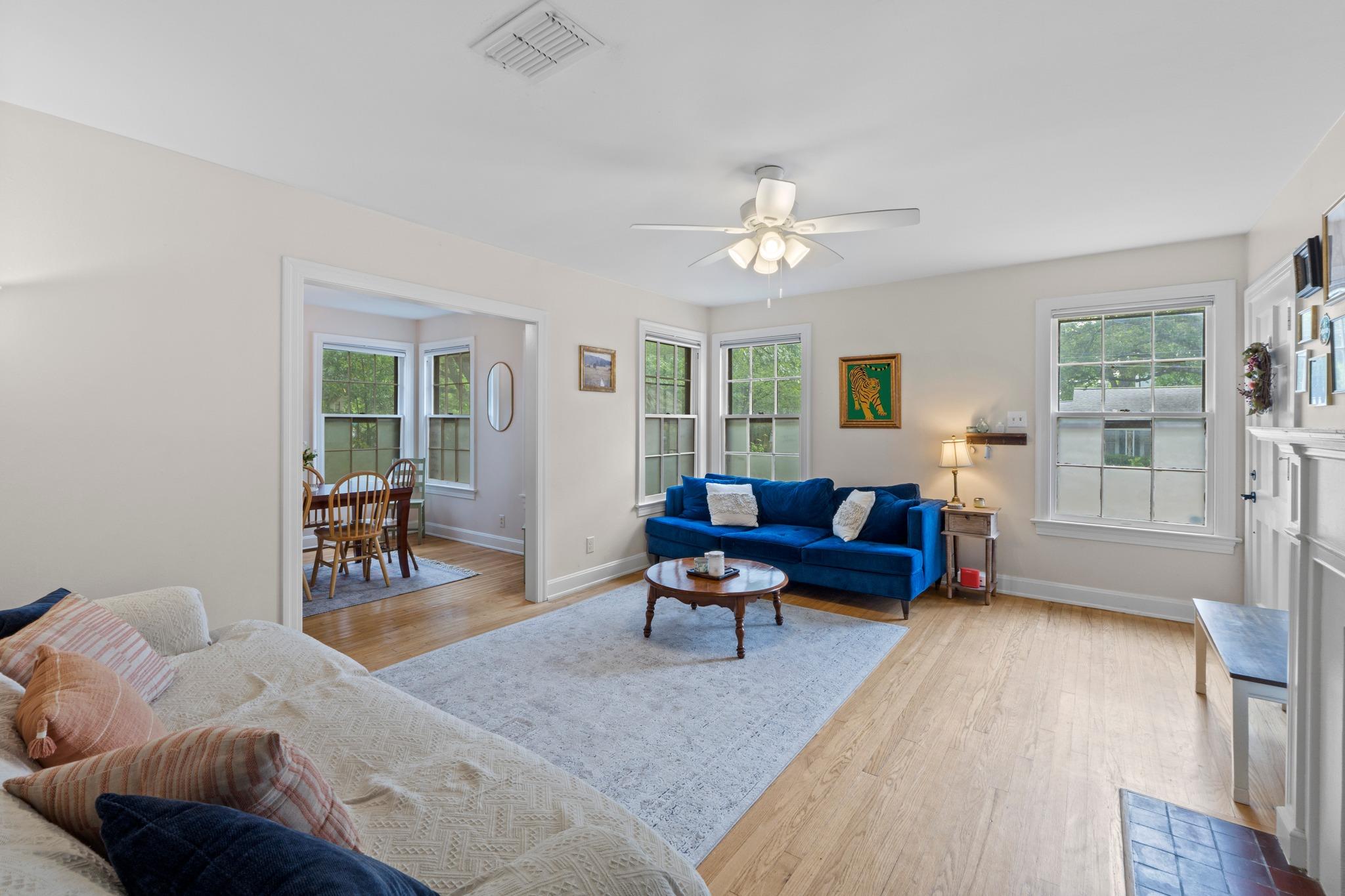 3206 Kerbey Ln Property Photo 7