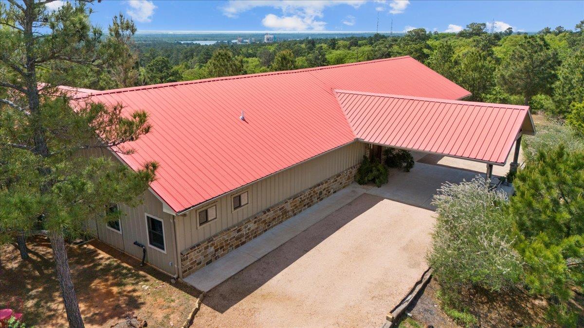 178 Pine Tree Loop Property Photo 5