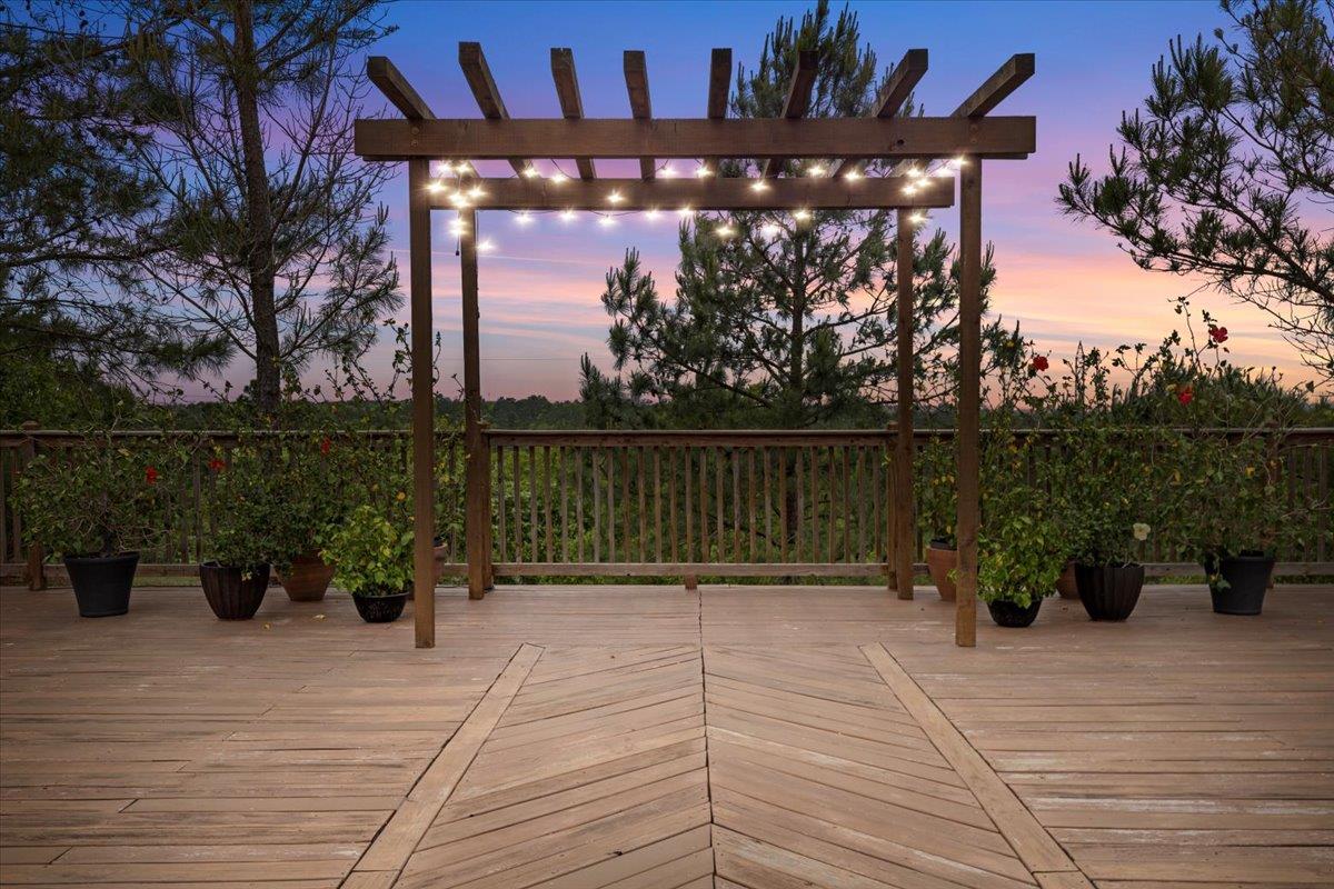 178 Pine Tree Loop Property Photo 11