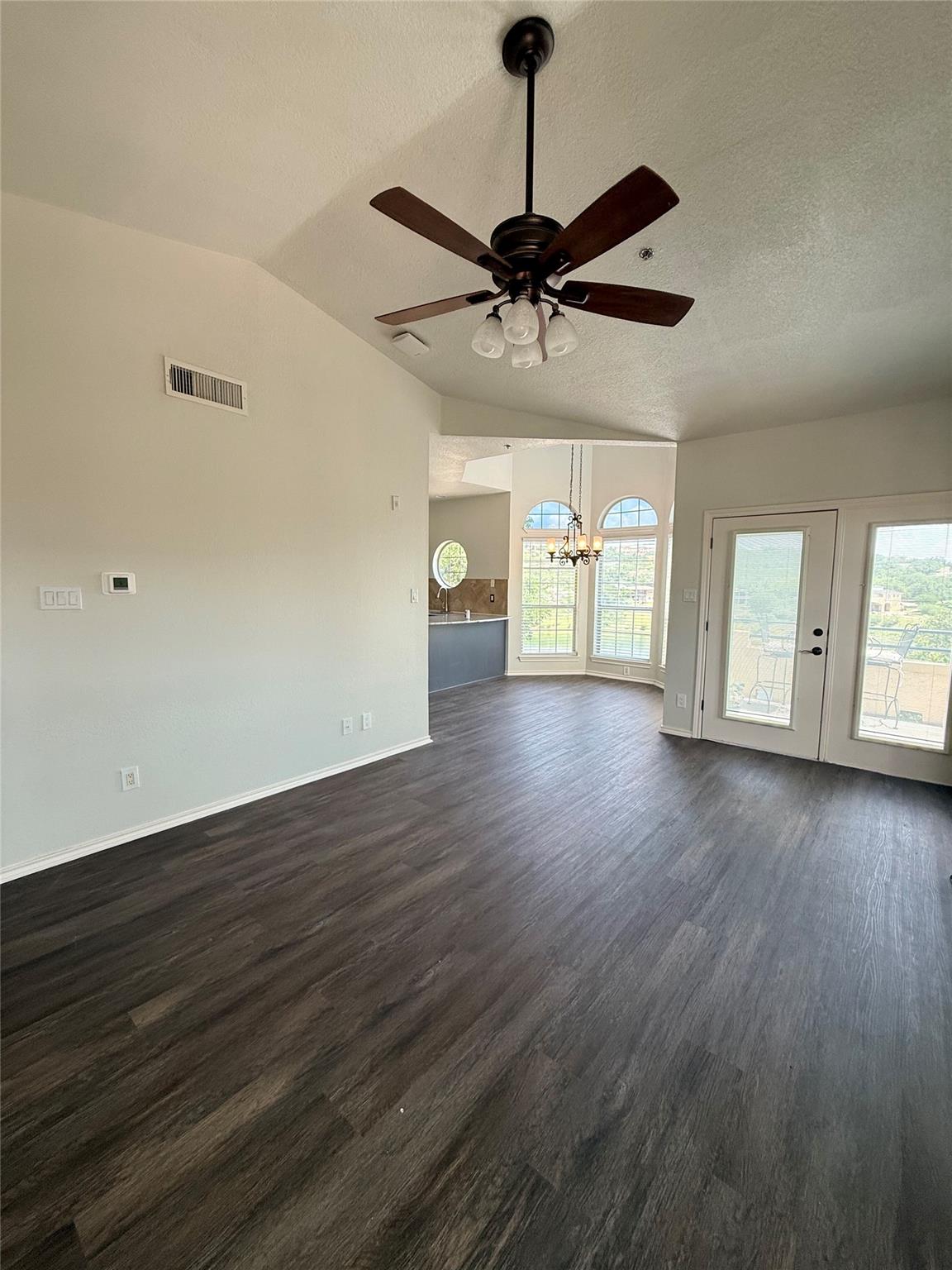 3404 American Dr #1320 Property Photo 12