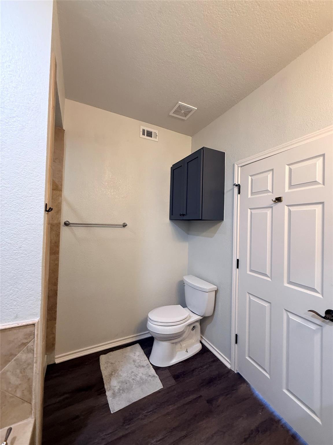 3404 American Dr #1320 Property Photo 16